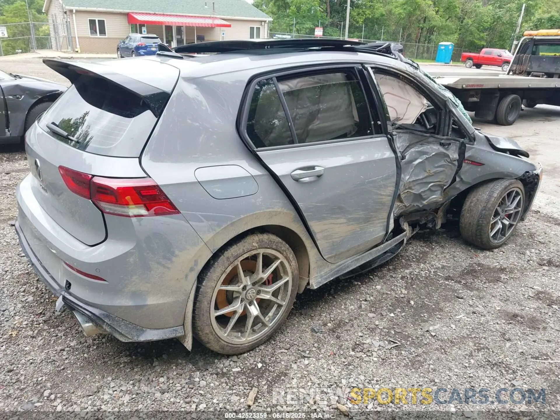 4 Photograph of a damaged car WVW2A7CD0PW117839 VOLKSWAGEN GOLF GTI 2023