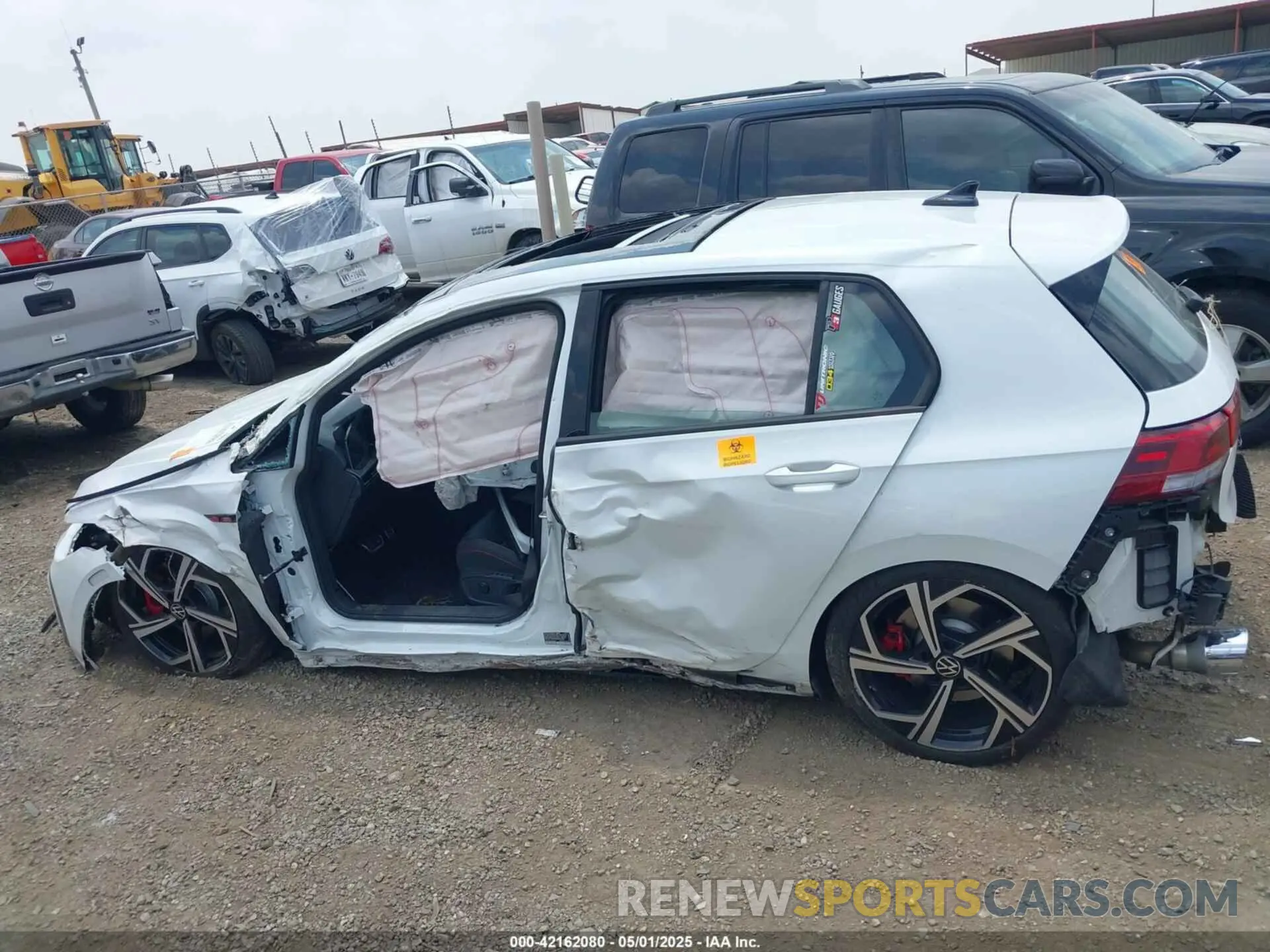14 Photograph of a damaged car WVW3A7CD1RW160528 VOLKSWAGEN GOLF GTI 2024