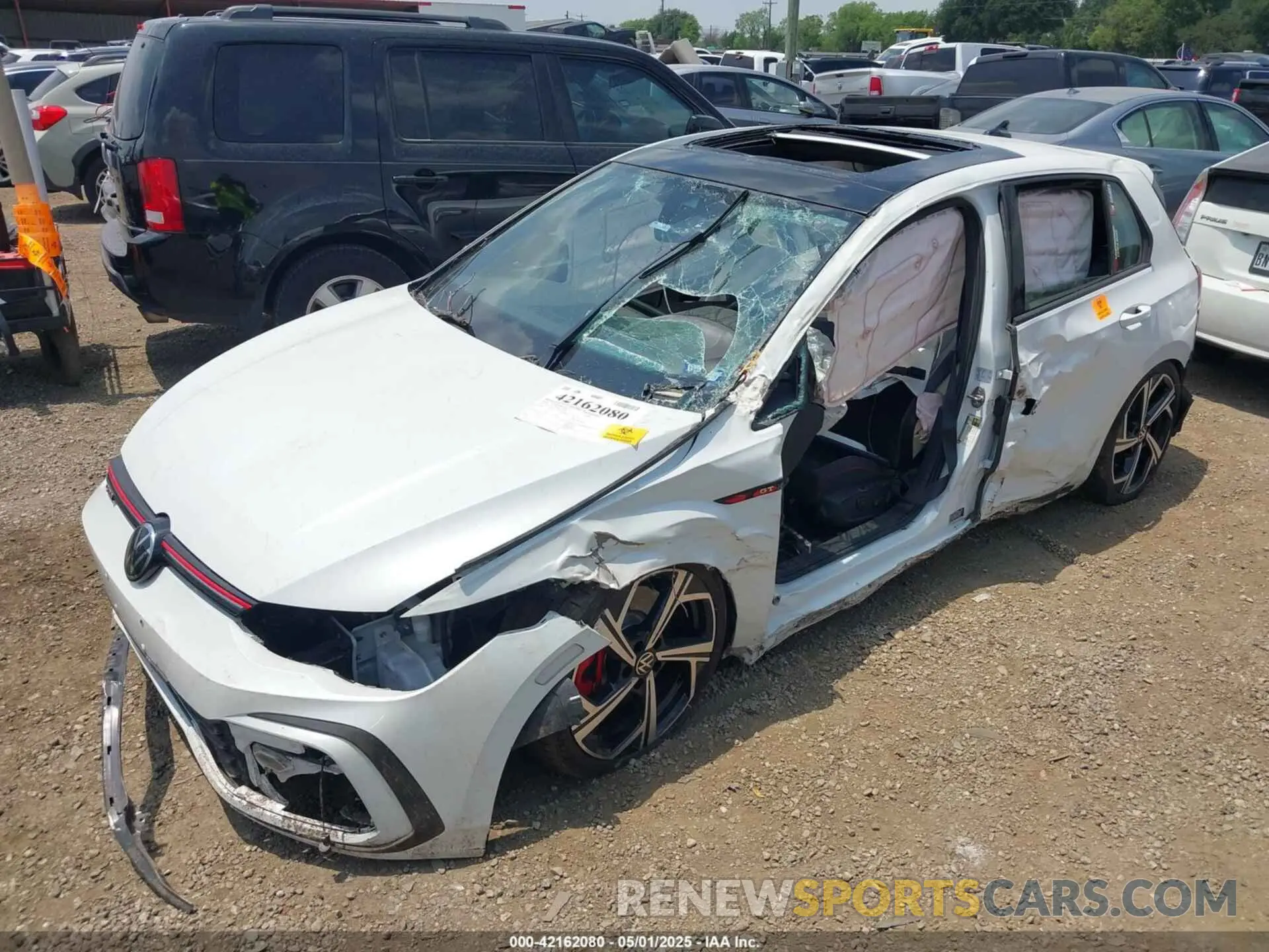 2 Photograph of a damaged car WVW3A7CD1RW160528 VOLKSWAGEN GOLF GTI 2024