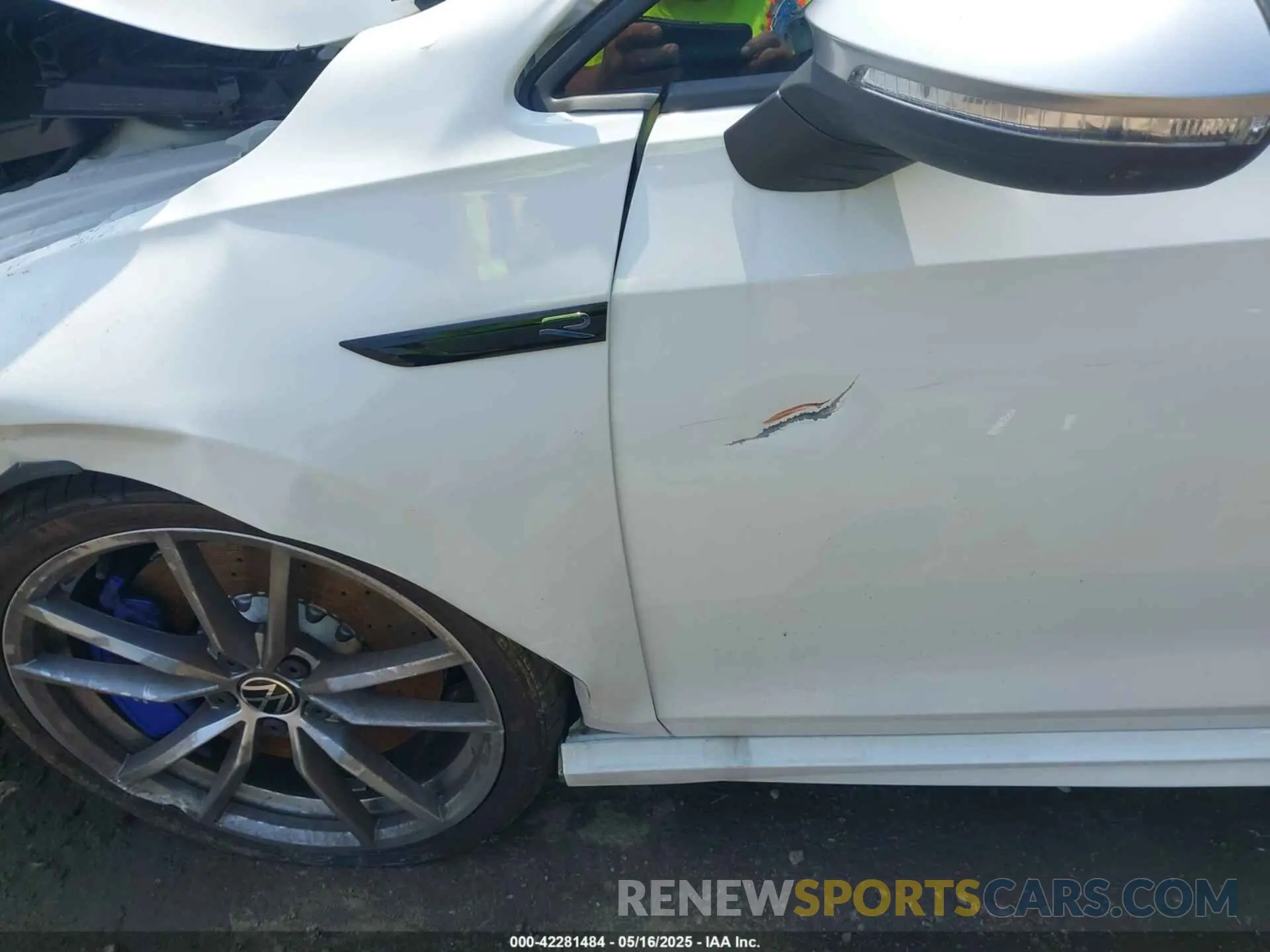 20 Photograph of a damaged car WVWEB7CD6RW231700 VOLKSWAGEN GOLF R 2024