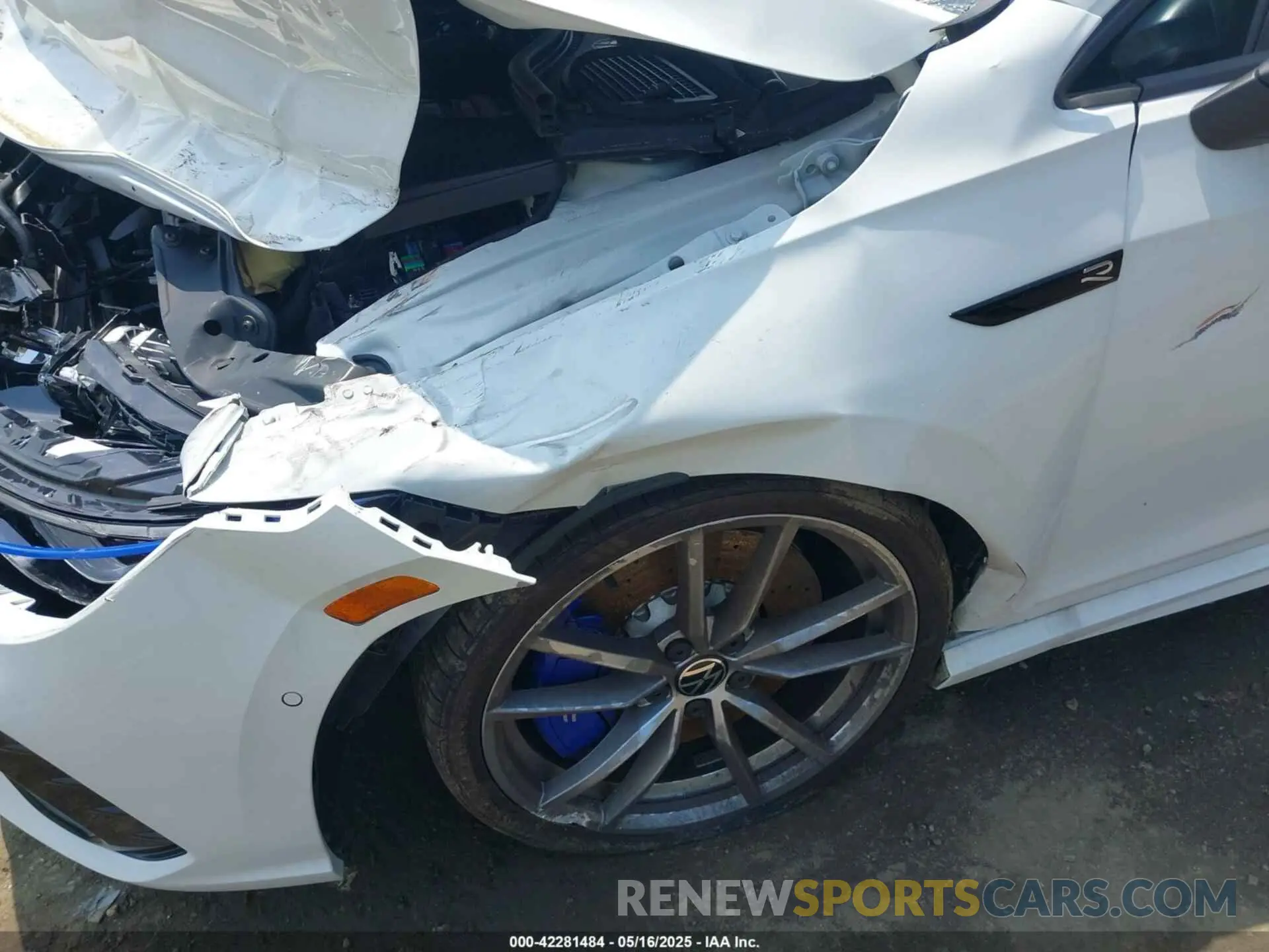 22 Photograph of a damaged car WVWEB7CD6RW231700 VOLKSWAGEN GOLF R 2024