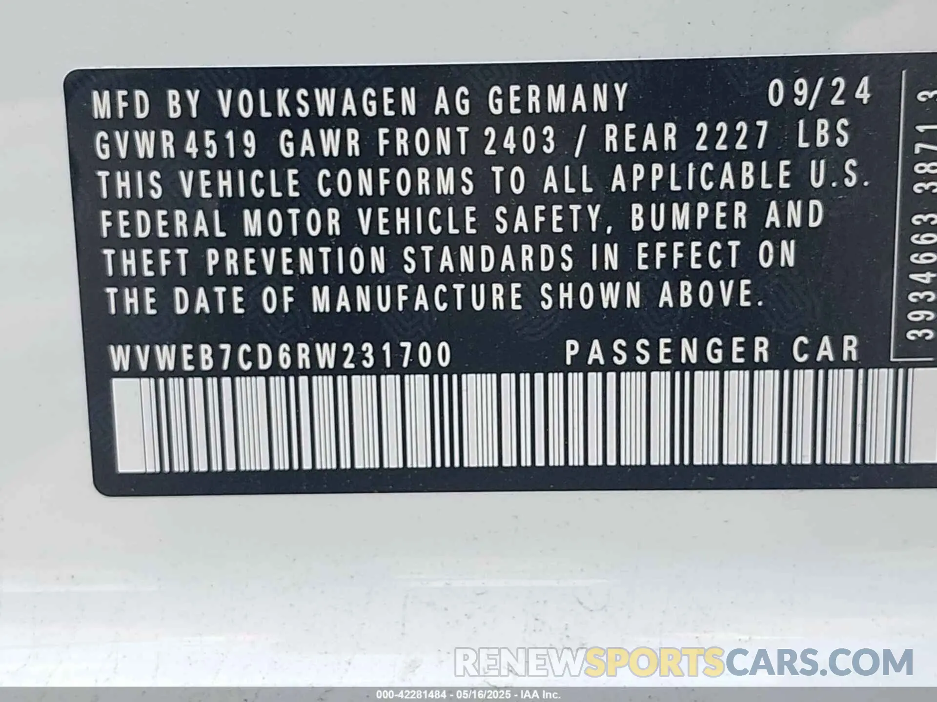 9 Photograph of a damaged car WVWEB7CD6RW231700 VOLKSWAGEN GOLF R 2024