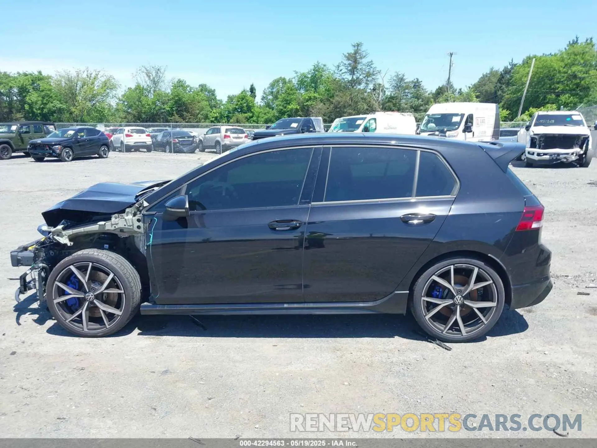 14 Photograph of a damaged car WVWEB7CD7RW158966 VOLKSWAGEN GOLF R 2024