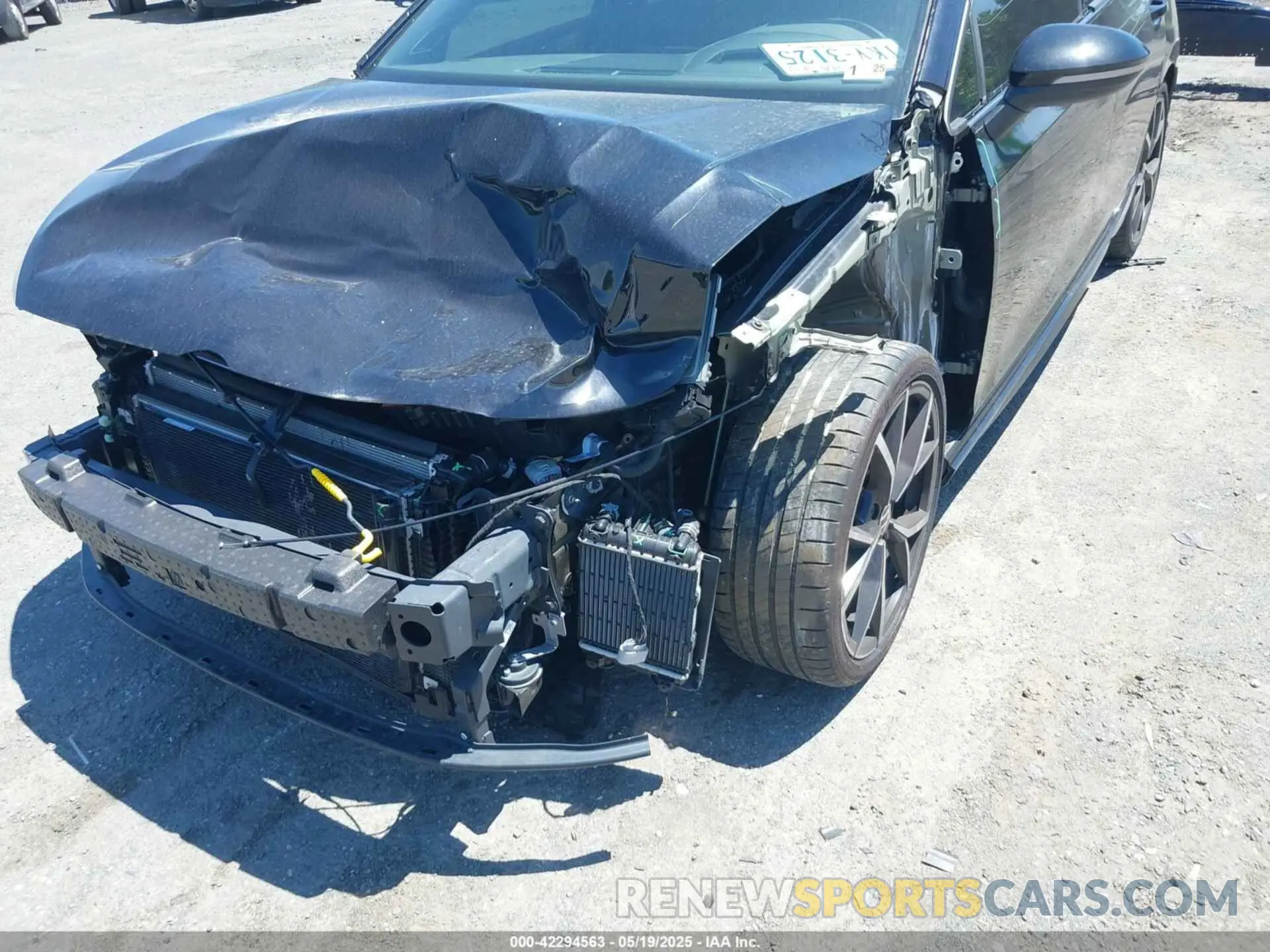 6 Photograph of a damaged car WVWEB7CD7RW158966 VOLKSWAGEN GOLF R 2024
