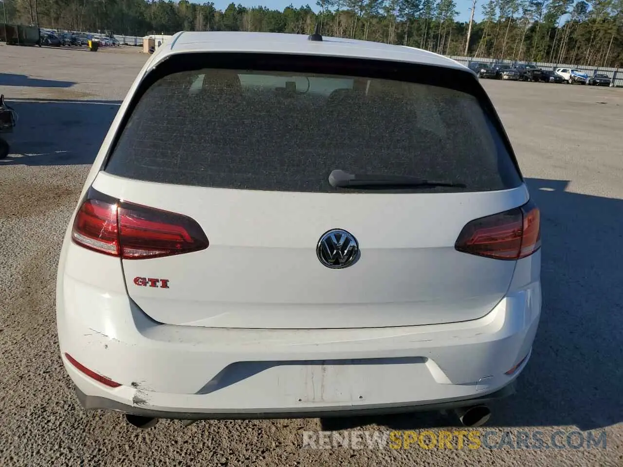 6 Photograph of a damaged car 3VW5T7AU9KM035544 VOLKSWAGEN GTI 2019