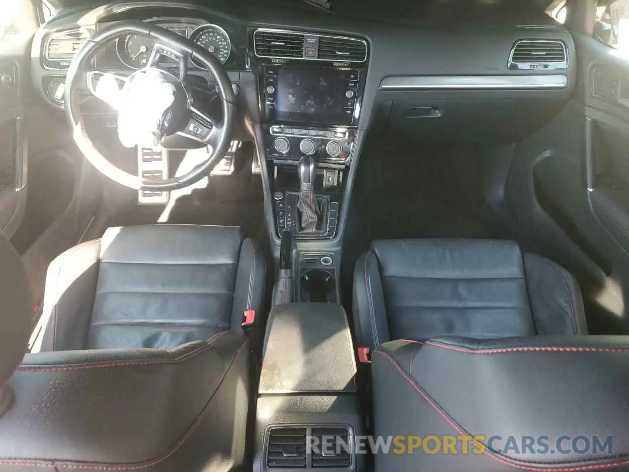 8 Фотография поврежденного автомобиля 3VW6T7AU3KM002222 VOLKSWAGEN GTI 2019
