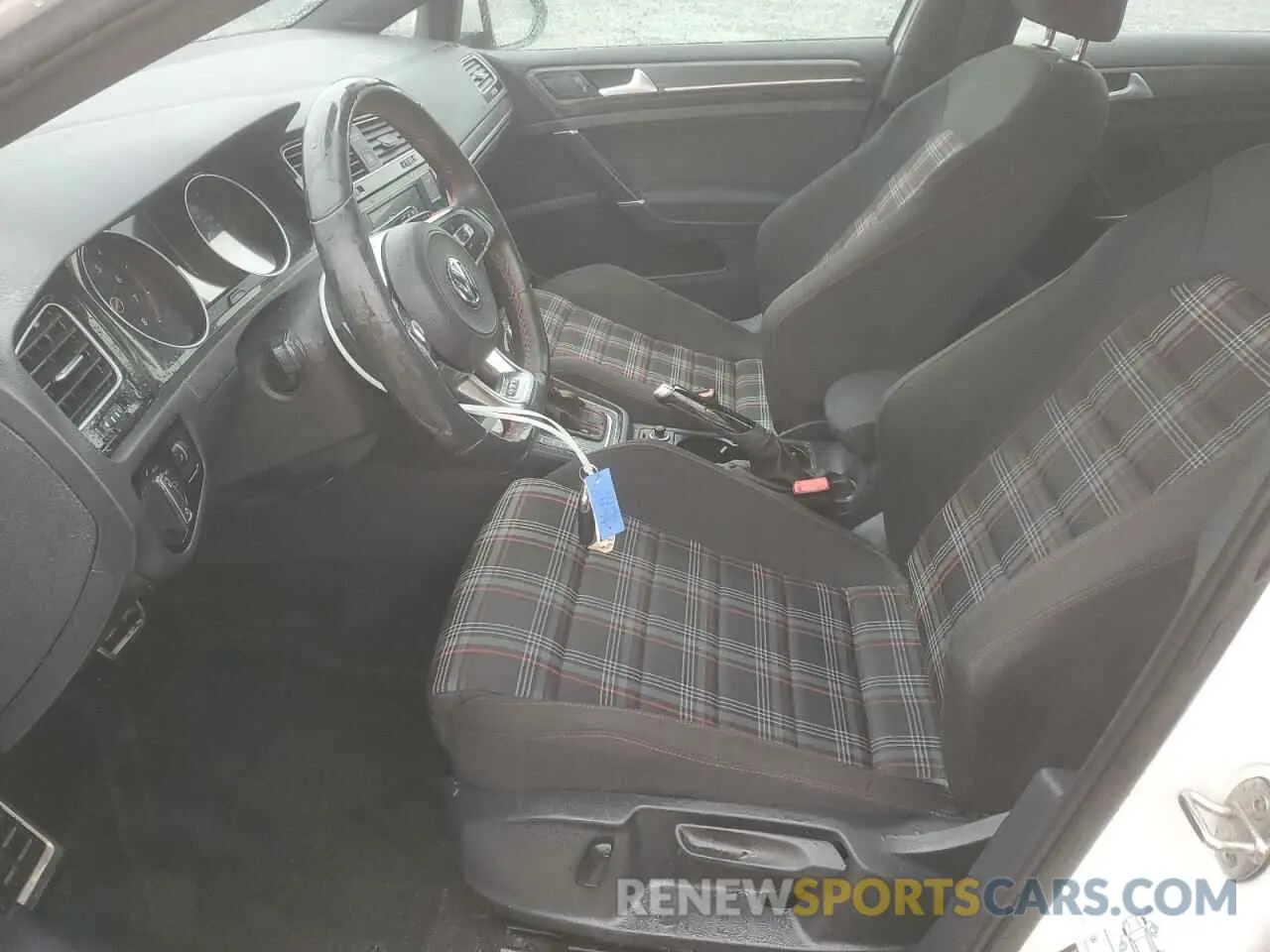 7 Фотография поврежденного автомобиля 3VW6T7AU6KM026482 VOLKSWAGEN GTI 2019