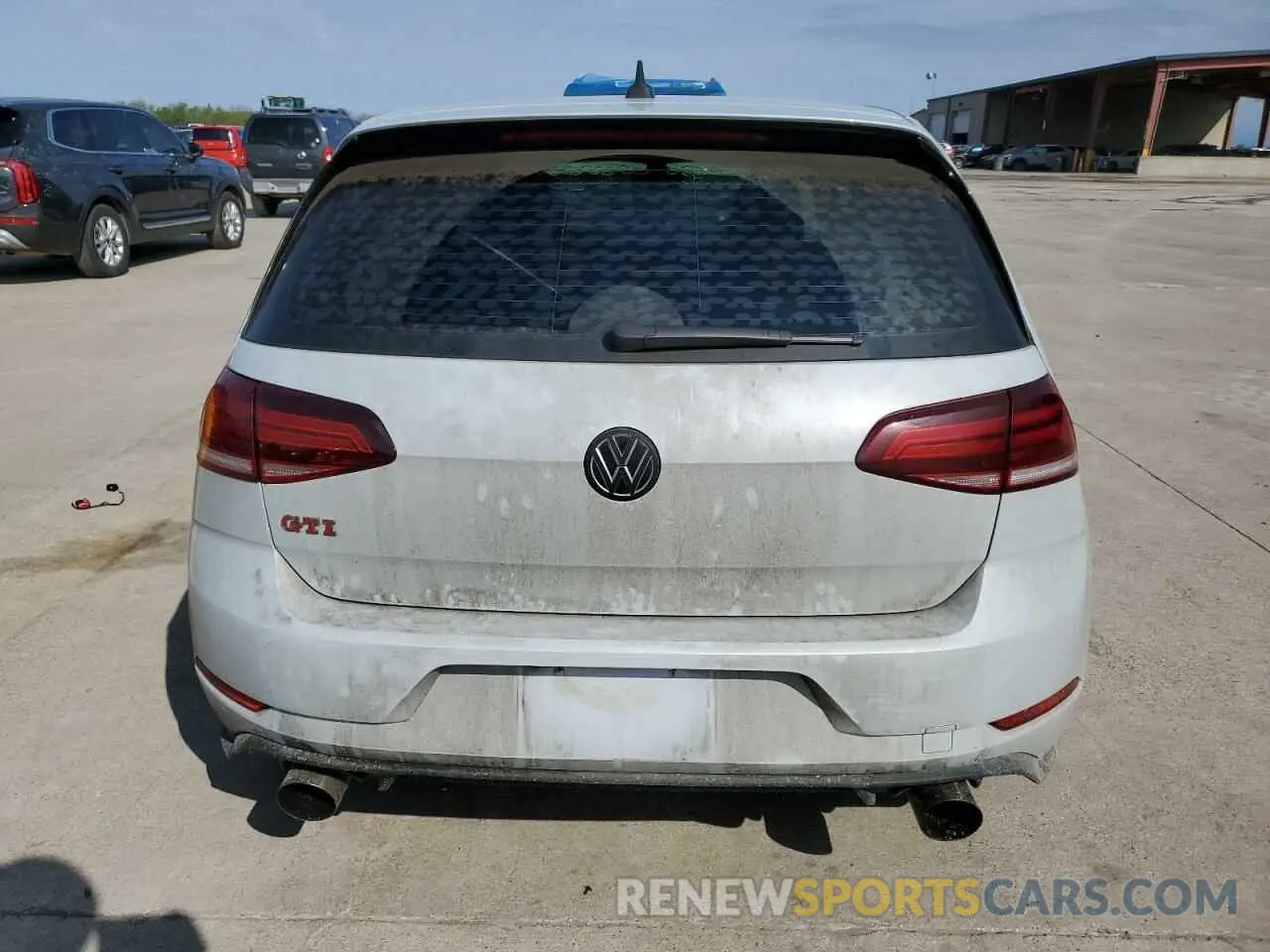 6 Photograph of a damaged car 3VW6T7AU7LM016562 VOLKSWAGEN GTI 2020