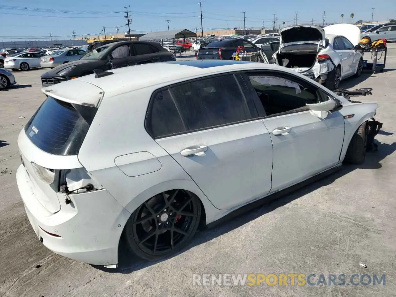 3 Photograph of a damaged car WVW687CD4NW121886 VOLKSWAGEN GTI 2022