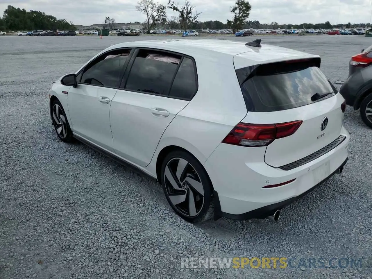2 Фотография поврежденного автомобиля WVW3A7CD8PW190297 VOLKSWAGEN GTI SE 2023