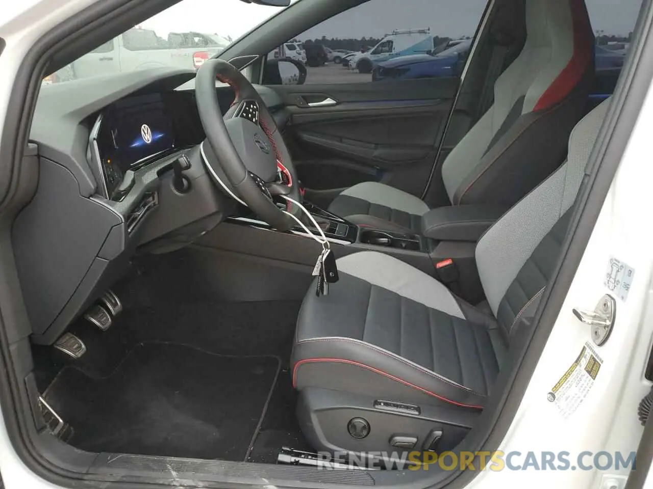 7 Фотография поврежденного автомобиля WVW2A7CD5RW225277 VOLKSWAGEN GTI SE 2024