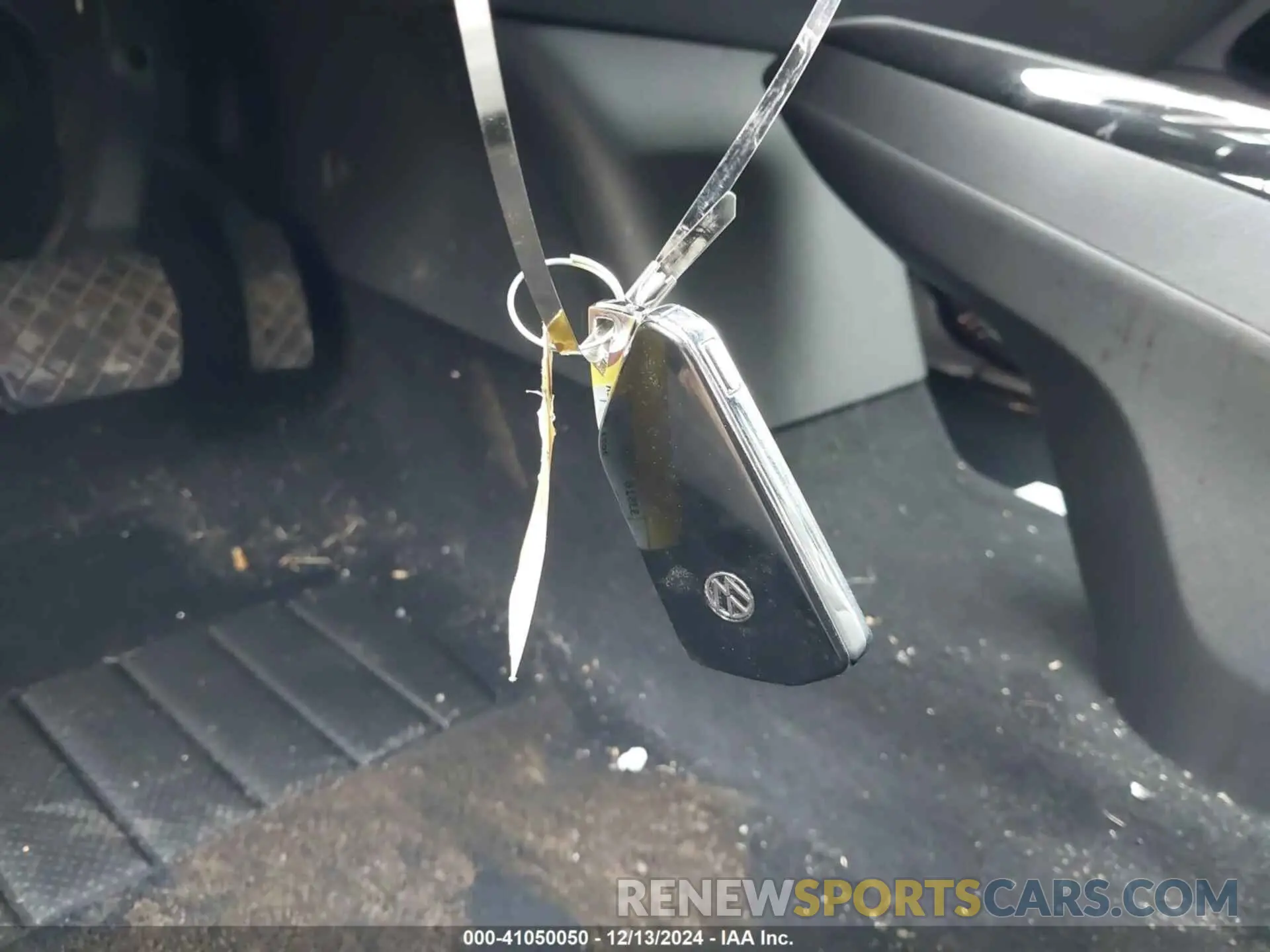 11 Фотография поврежденного автомобиля WVGRMPE2XMP048659 VOLKSWAGEN ID.4 2021