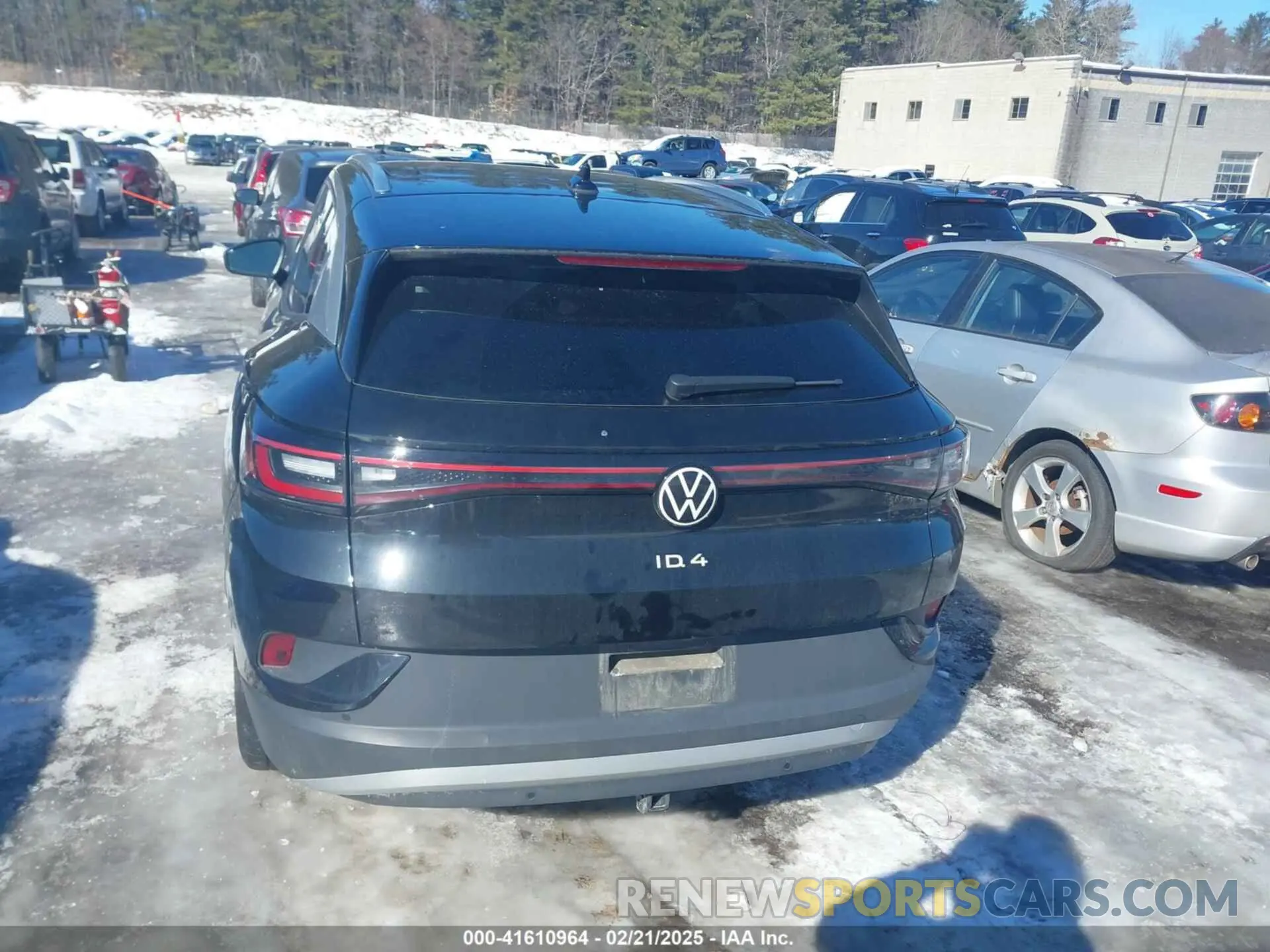 17 Фотография поврежденного автомобиля WVGUNPE25MP057812 VOLKSWAGEN ID.4 2021