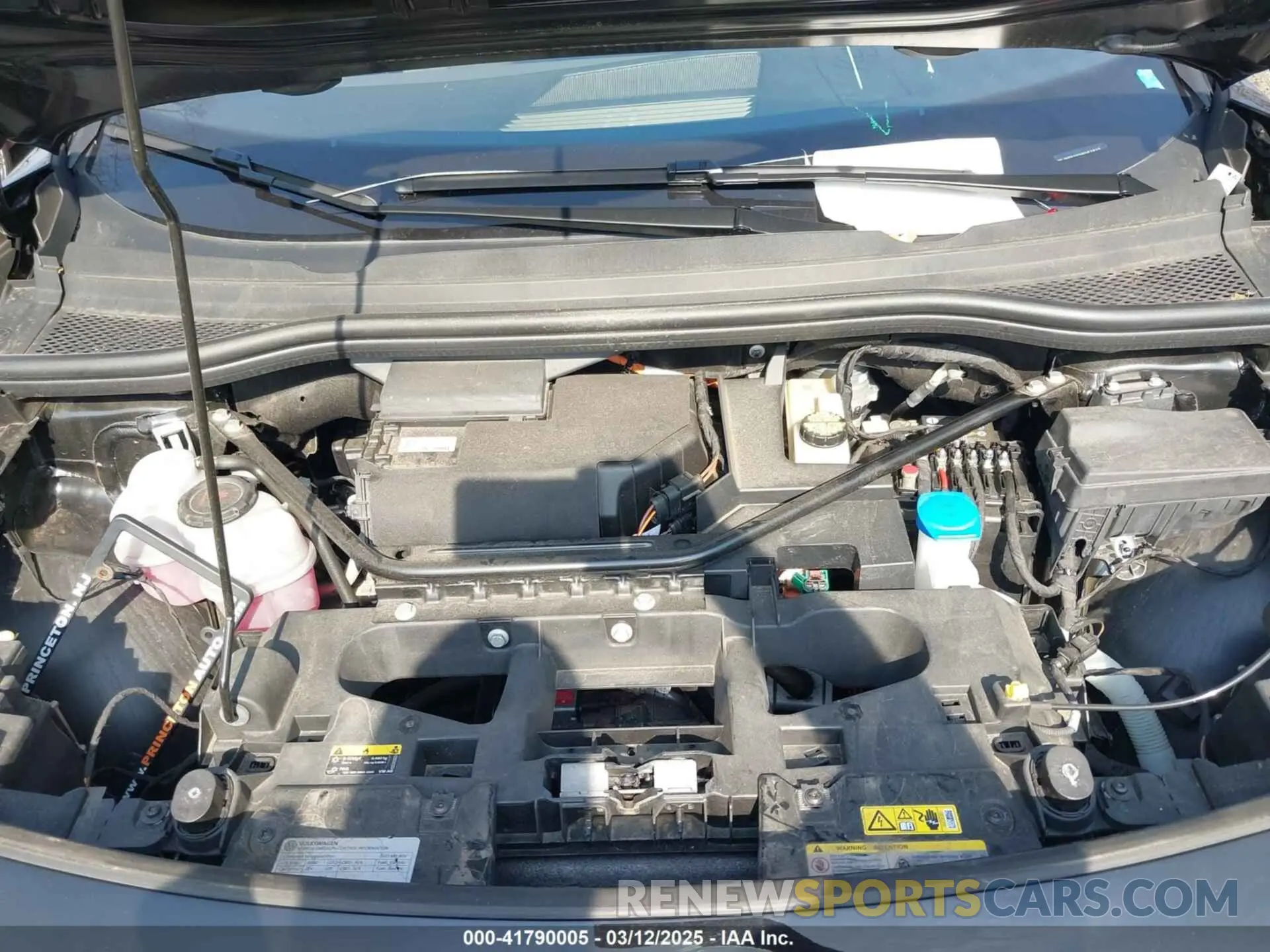 10 Фотография поврежденного автомобиля WVGJNPE2XNP067823 VOLKSWAGEN ID.4 2022
