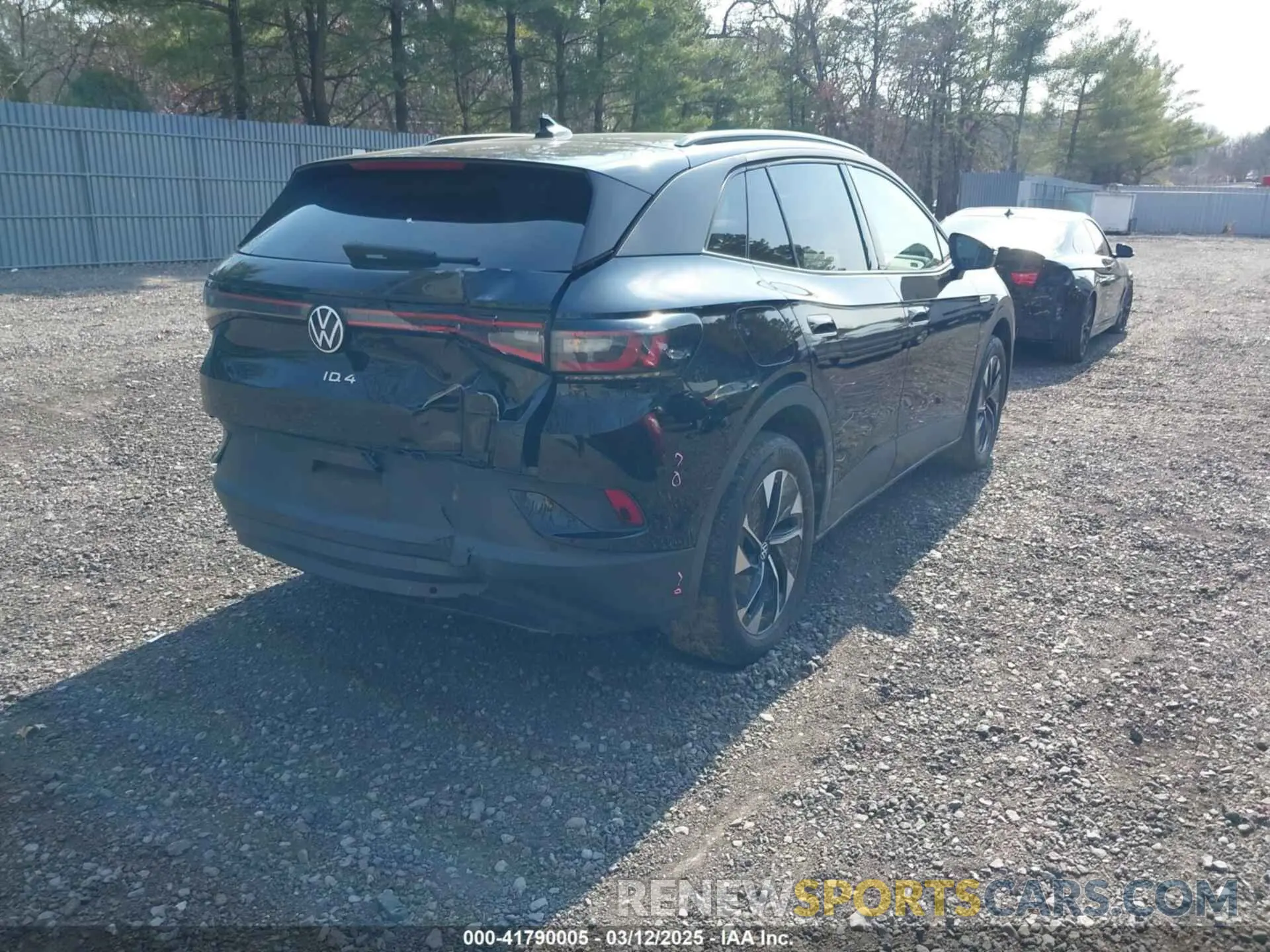 4 Фотография поврежденного автомобиля WVGJNPE2XNP067823 VOLKSWAGEN ID.4 2022