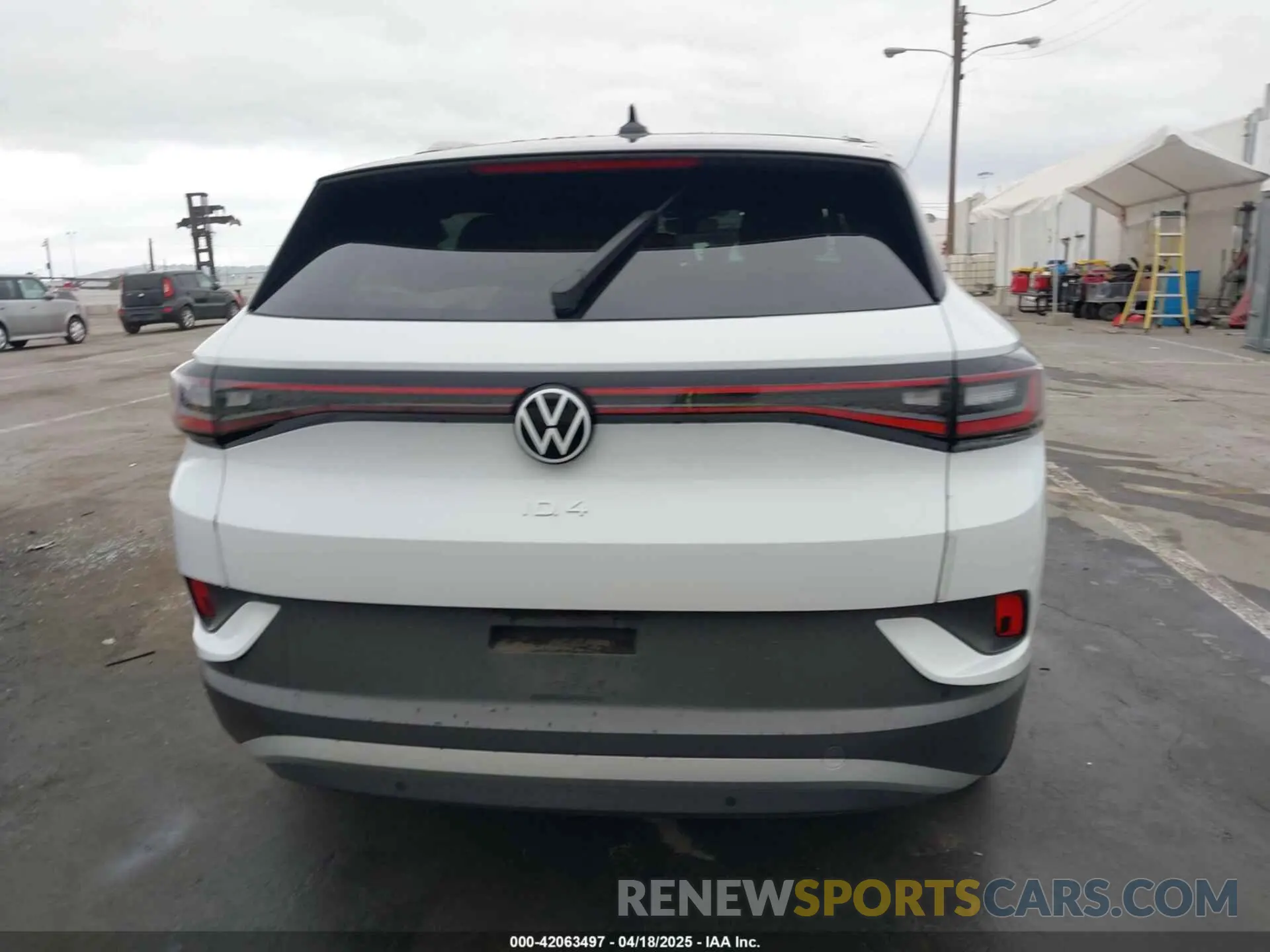 15 Photograph of a damaged car WVGKMPE23NP048800 VOLKSWAGEN ID.4 2022