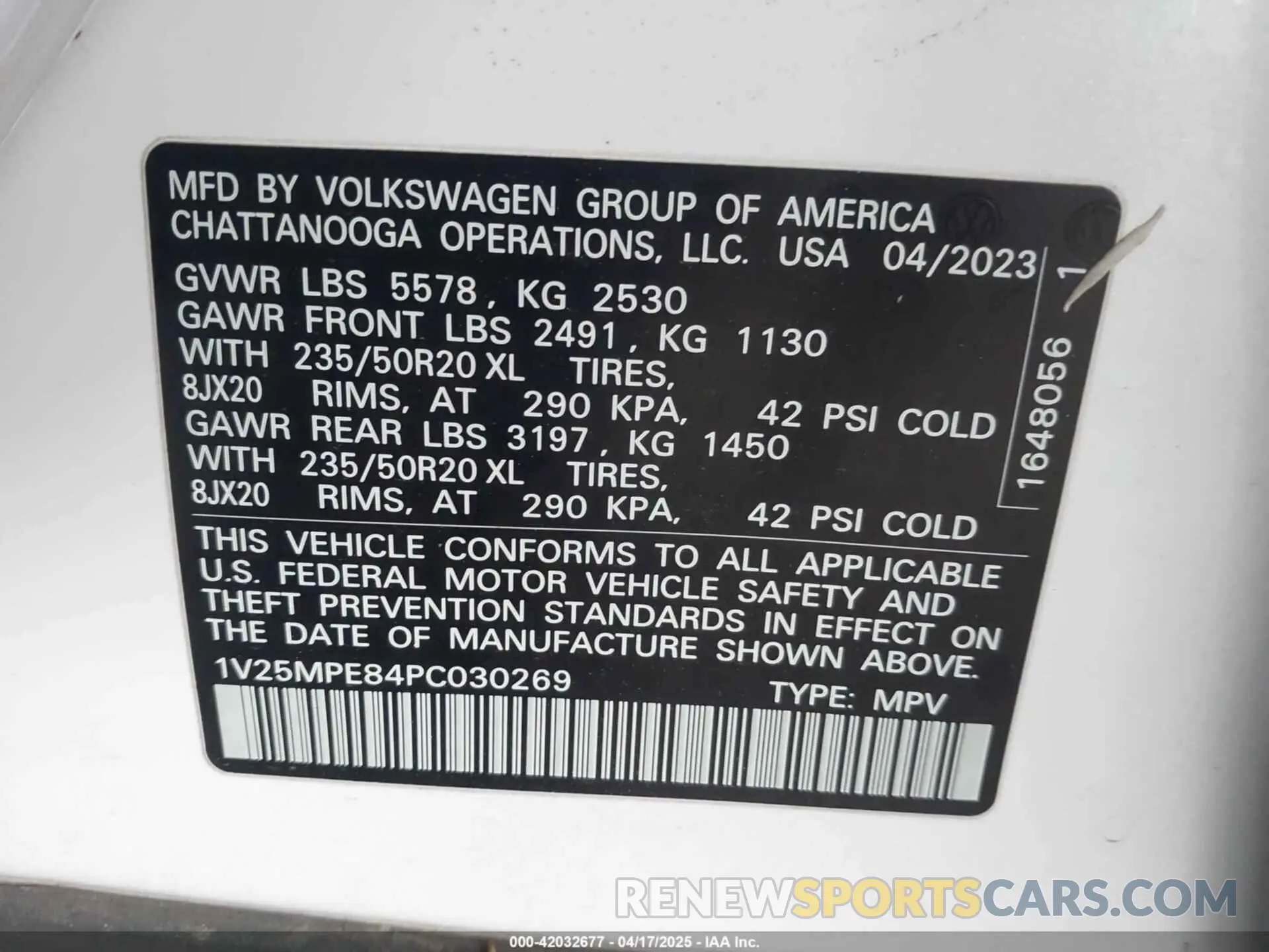 9 Photograph of a damaged car 1V25MPE84PC030269 VOLKSWAGEN ID.4 2023