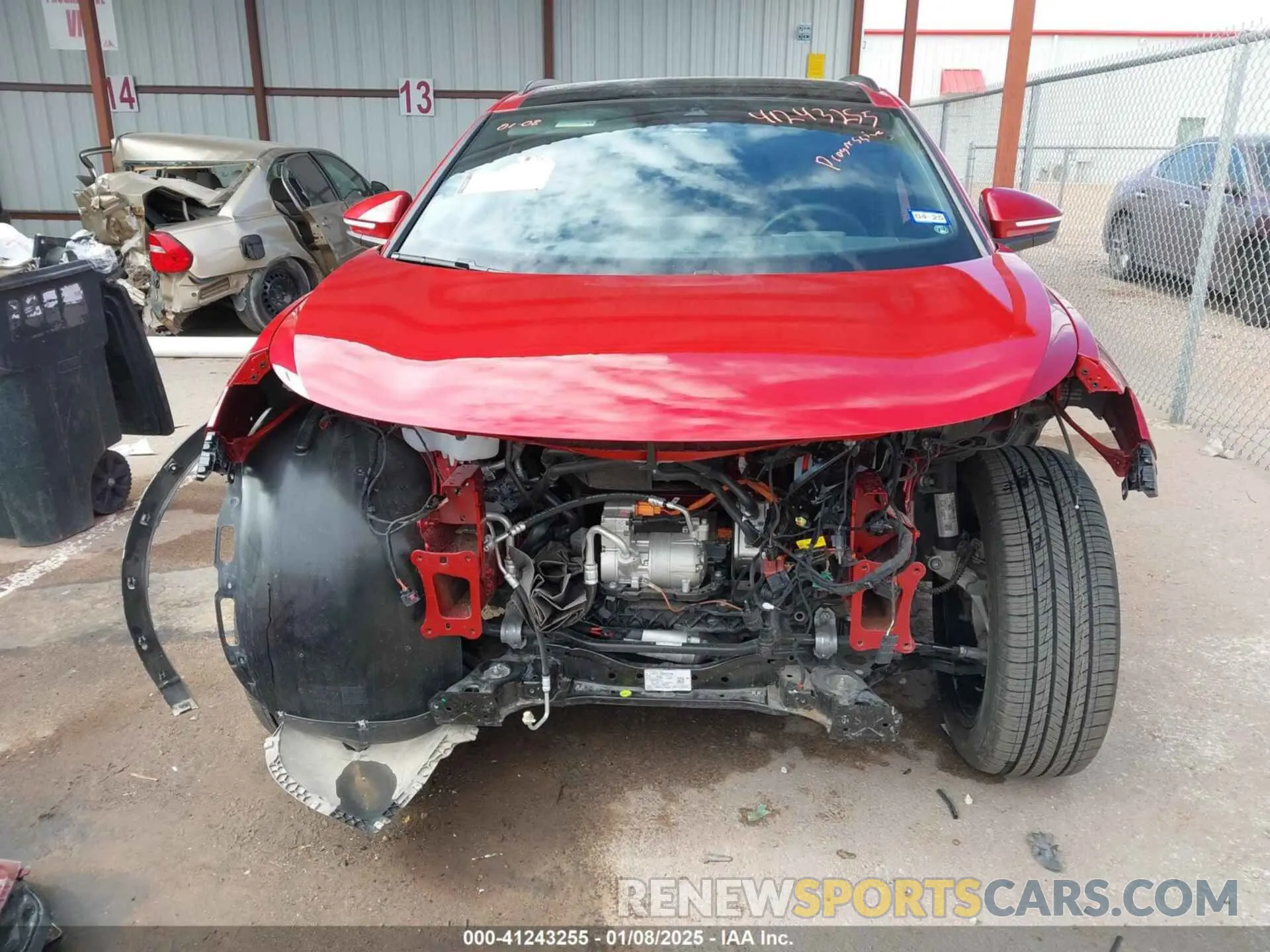 13 Фотография поврежденного автомобиля 1V25MPE87PC018469 VOLKSWAGEN ID.4 2023