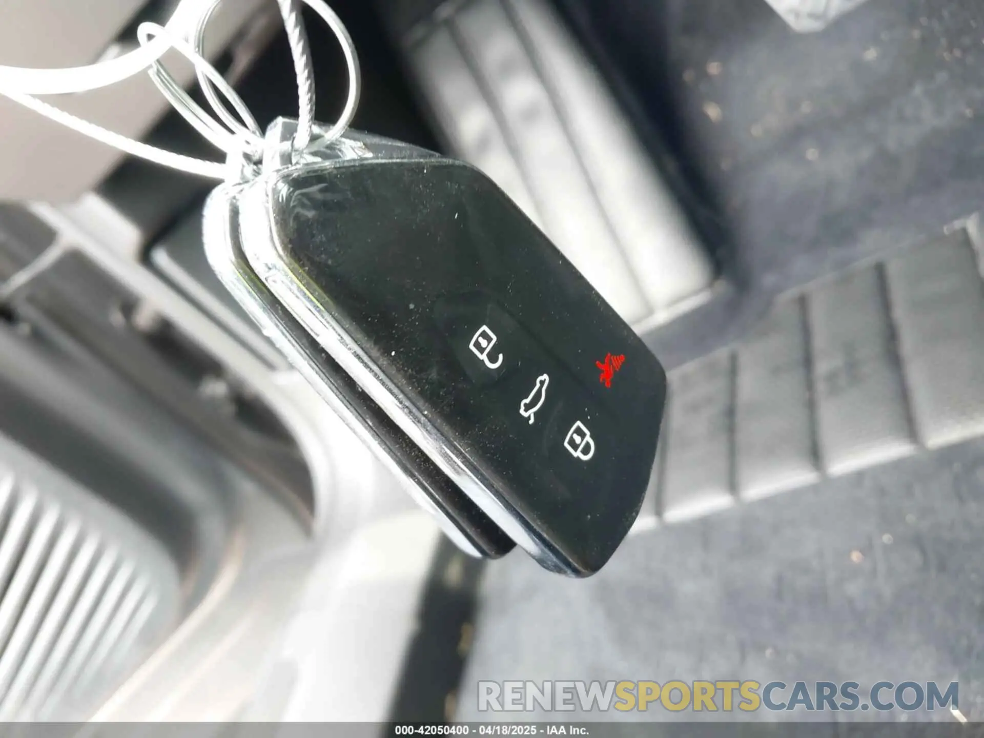 11 Фотография поврежденного автомобиля 1V25MPE89PC025486 VOLKSWAGEN ID.4 2023