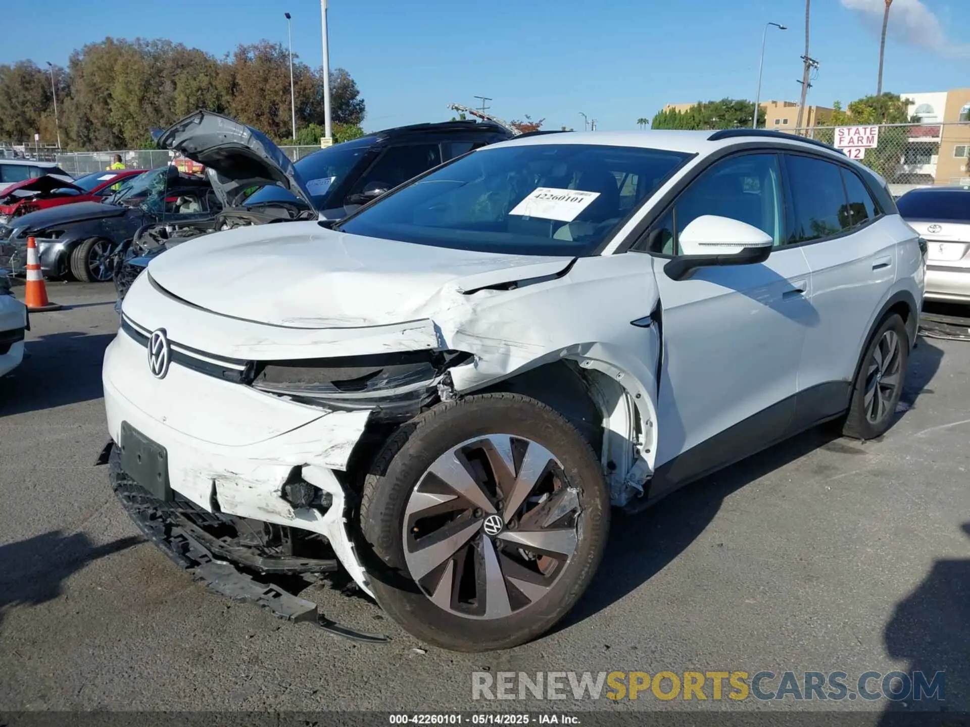 2 Photograph of a damaged car 1V2CMPE84PC021854 VOLKSWAGEN ID.4 2023