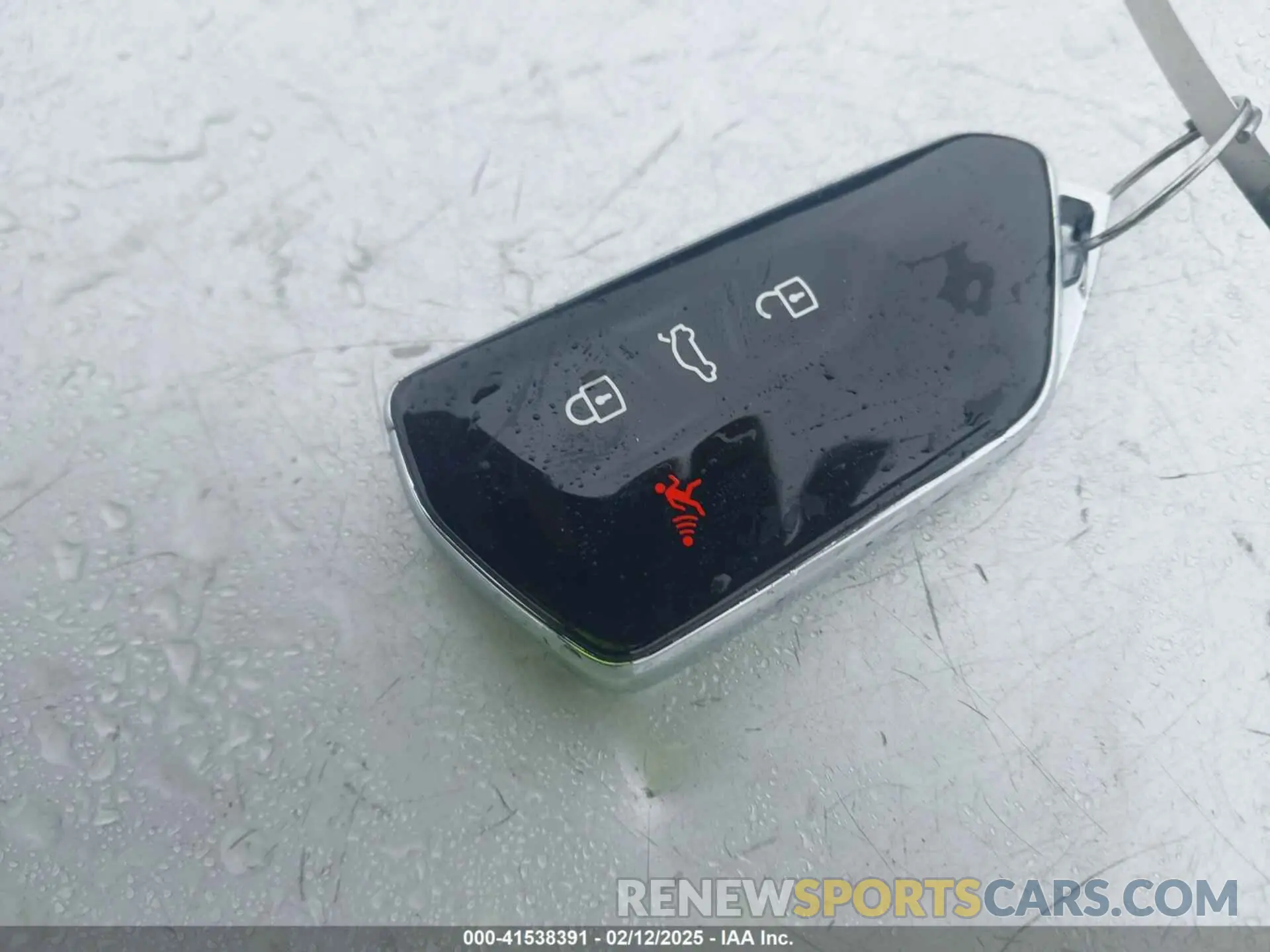 11 Фотография поврежденного автомобиля 1V2CMPE88PC028158 VOLKSWAGEN ID.4 2023