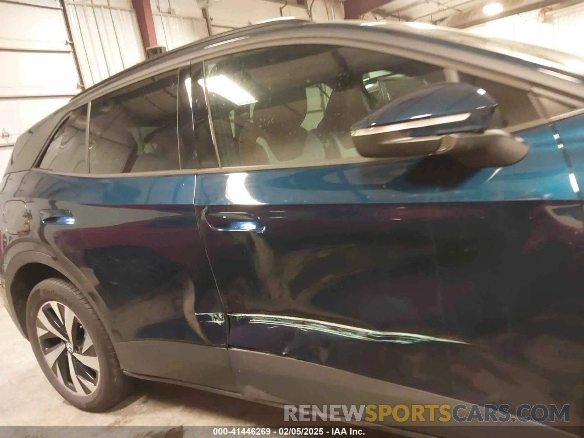 14 Фотография поврежденного автомобиля 1V2DNPE84PC038042 VOLKSWAGEN ID.4 2023