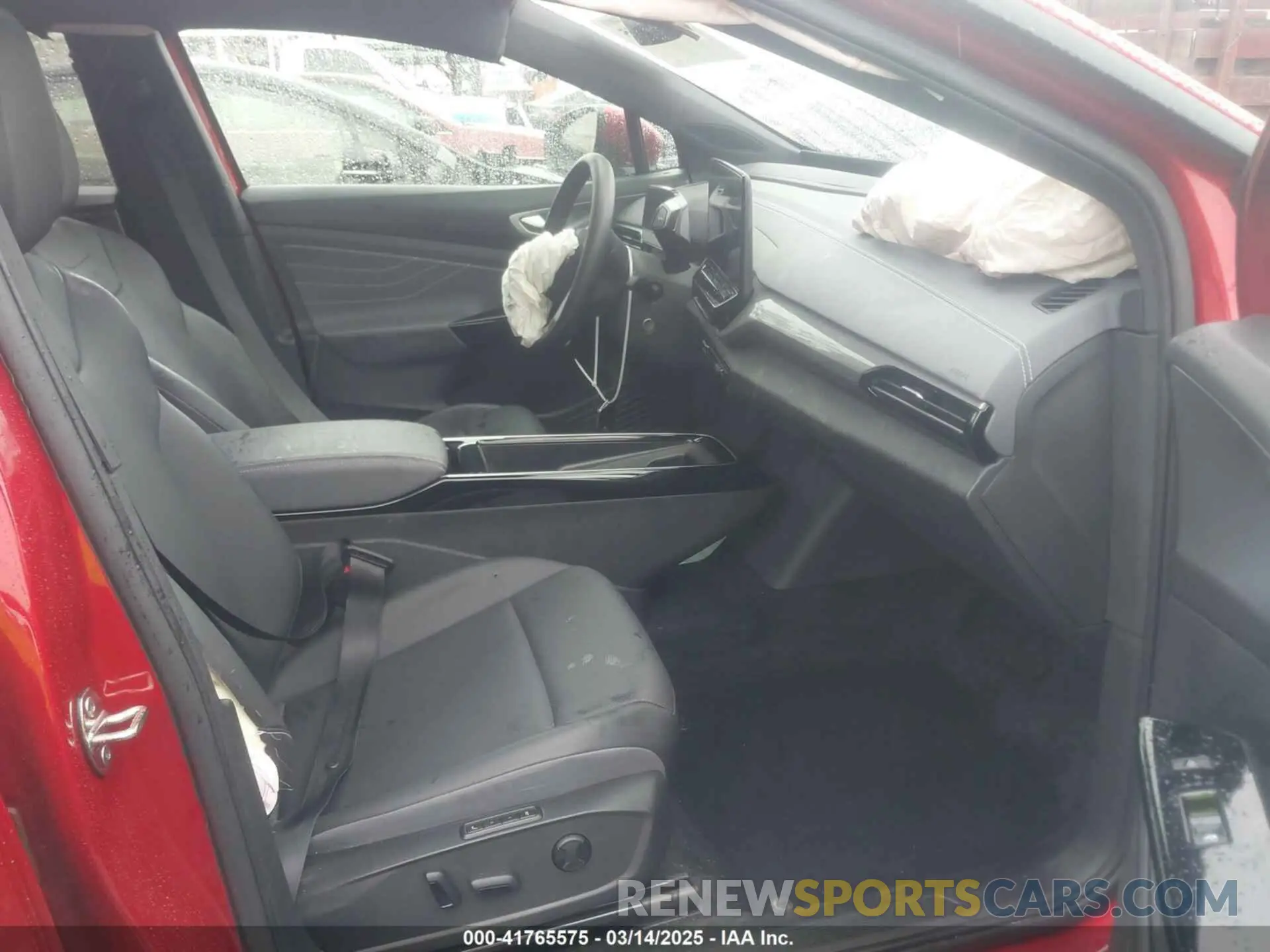 5 Photograph of a damaged car 1V2FMPE84PC011645 VOLKSWAGEN ID.4 2023
