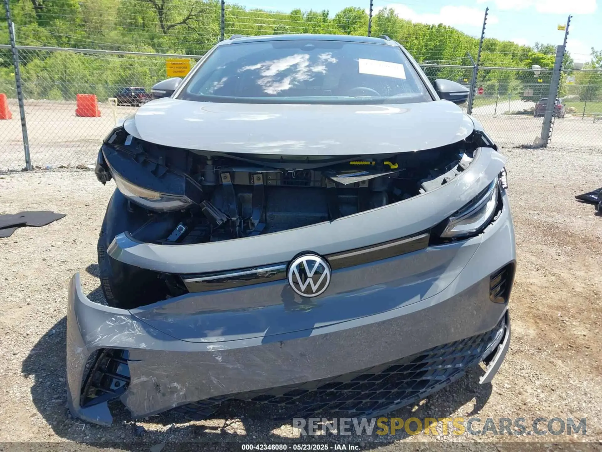 12 Фотография поврежденного автомобиля 1V2GNPE80PC006735 VOLKSWAGEN ID.4 2023