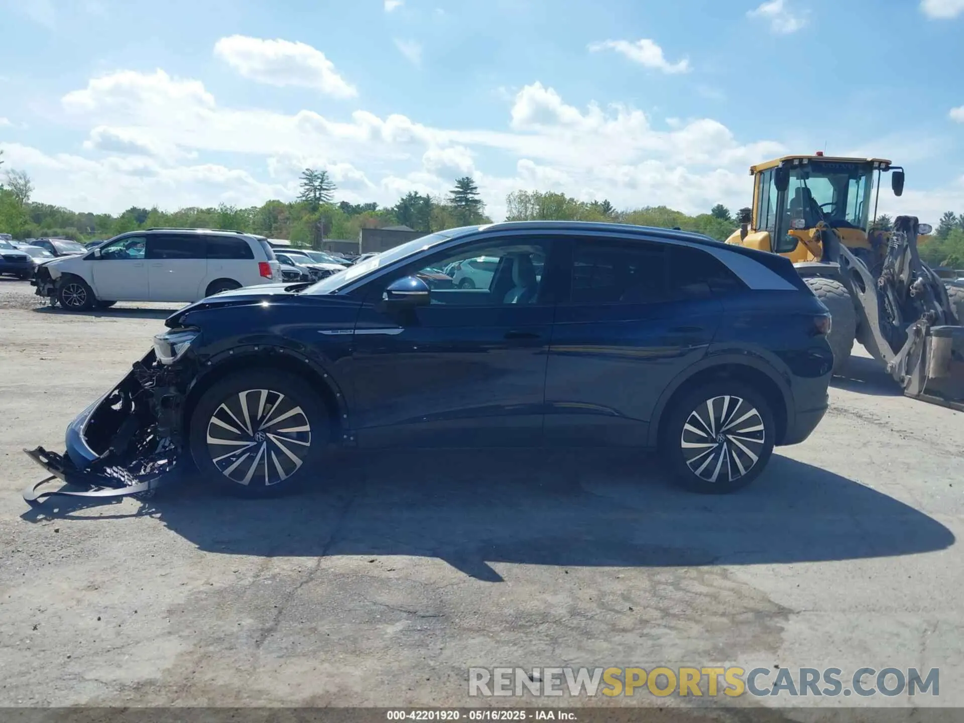 14 Photograph of a damaged car 1V2JNPE87PC052763 VOLKSWAGEN ID.4 2023