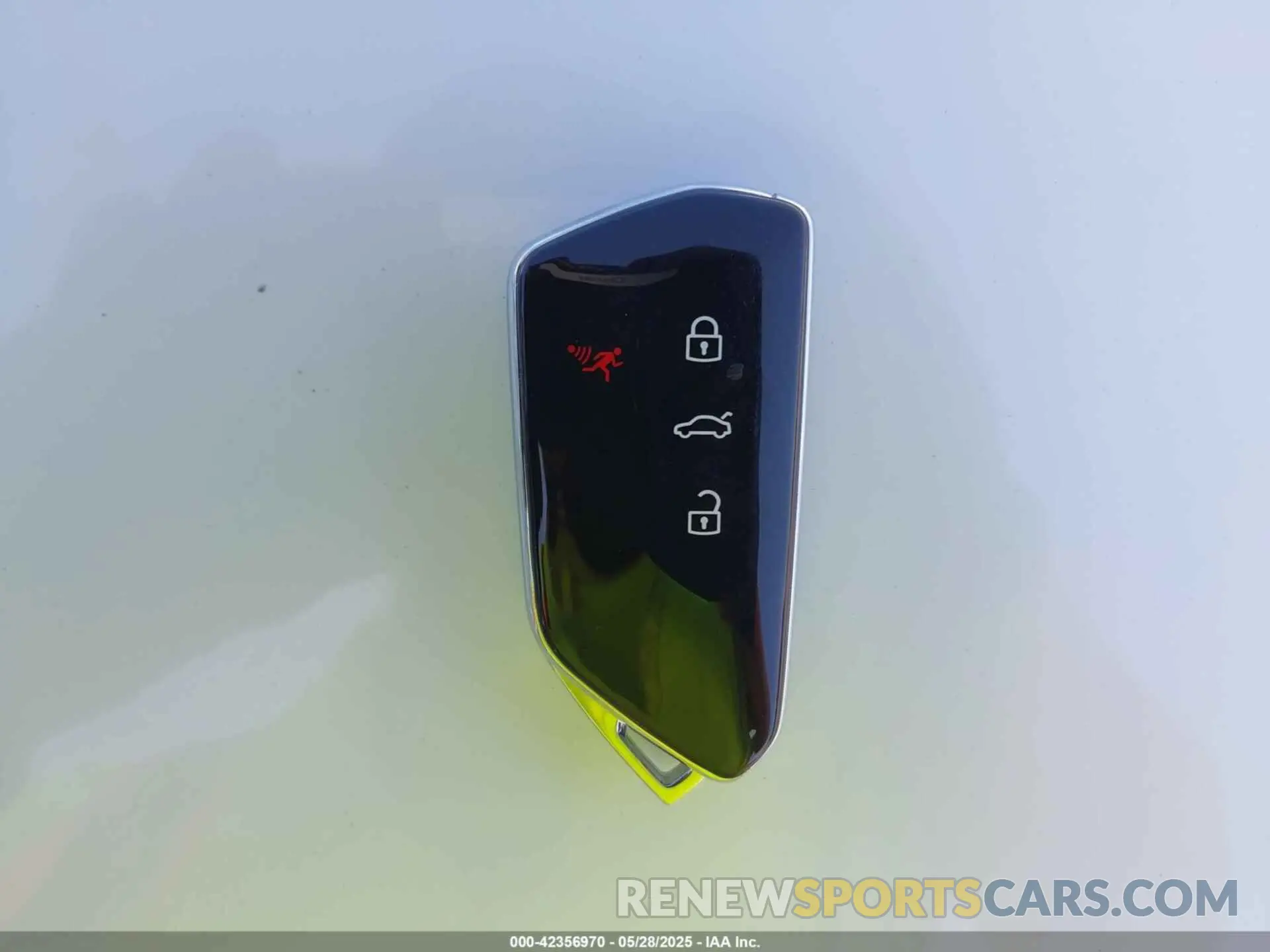 11 Фотография поврежденного автомобиля 1V2JNPE88PC039858 VOLKSWAGEN ID.4 2023