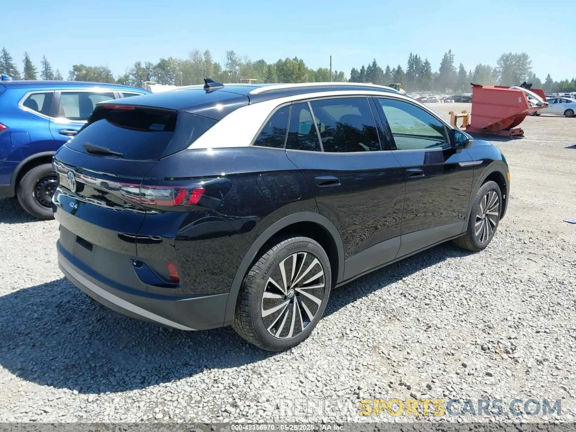 4 Фотография поврежденного автомобиля 1V2JNPE88PC039858 VOLKSWAGEN ID.4 2023