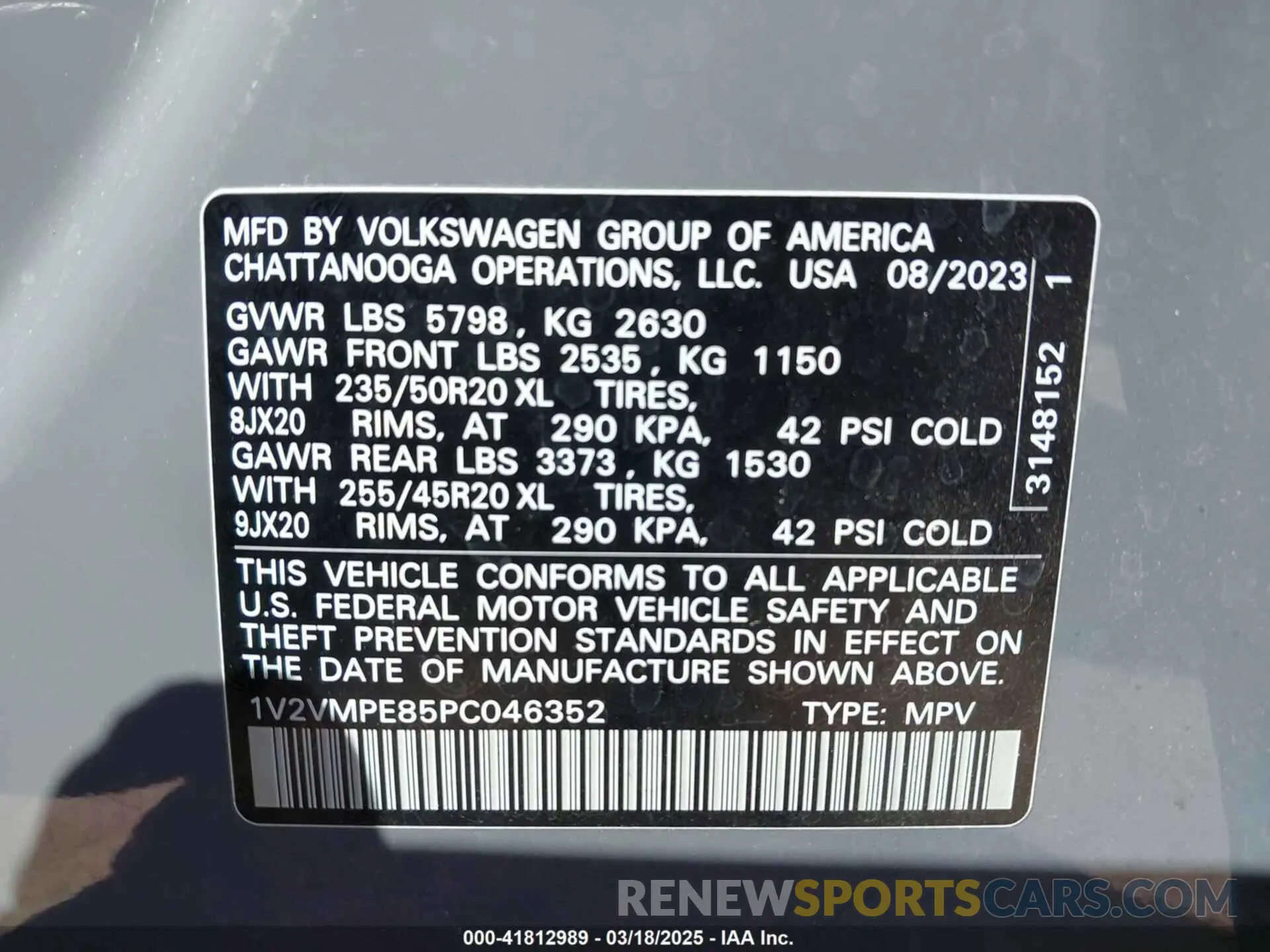 9 Photograph of a damaged car 1V2VMPE85PC046352 VOLKSWAGEN ID.4 2023