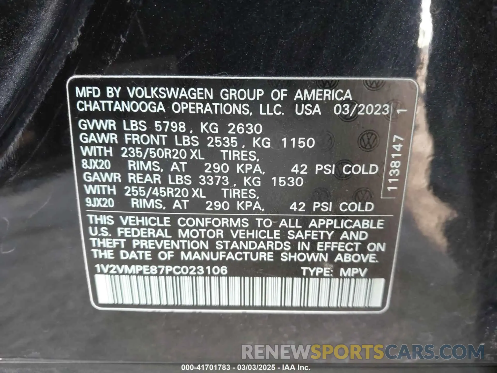 9 Photograph of a damaged car 1V2VMPE87PC023106 VOLKSWAGEN ID.4 2023