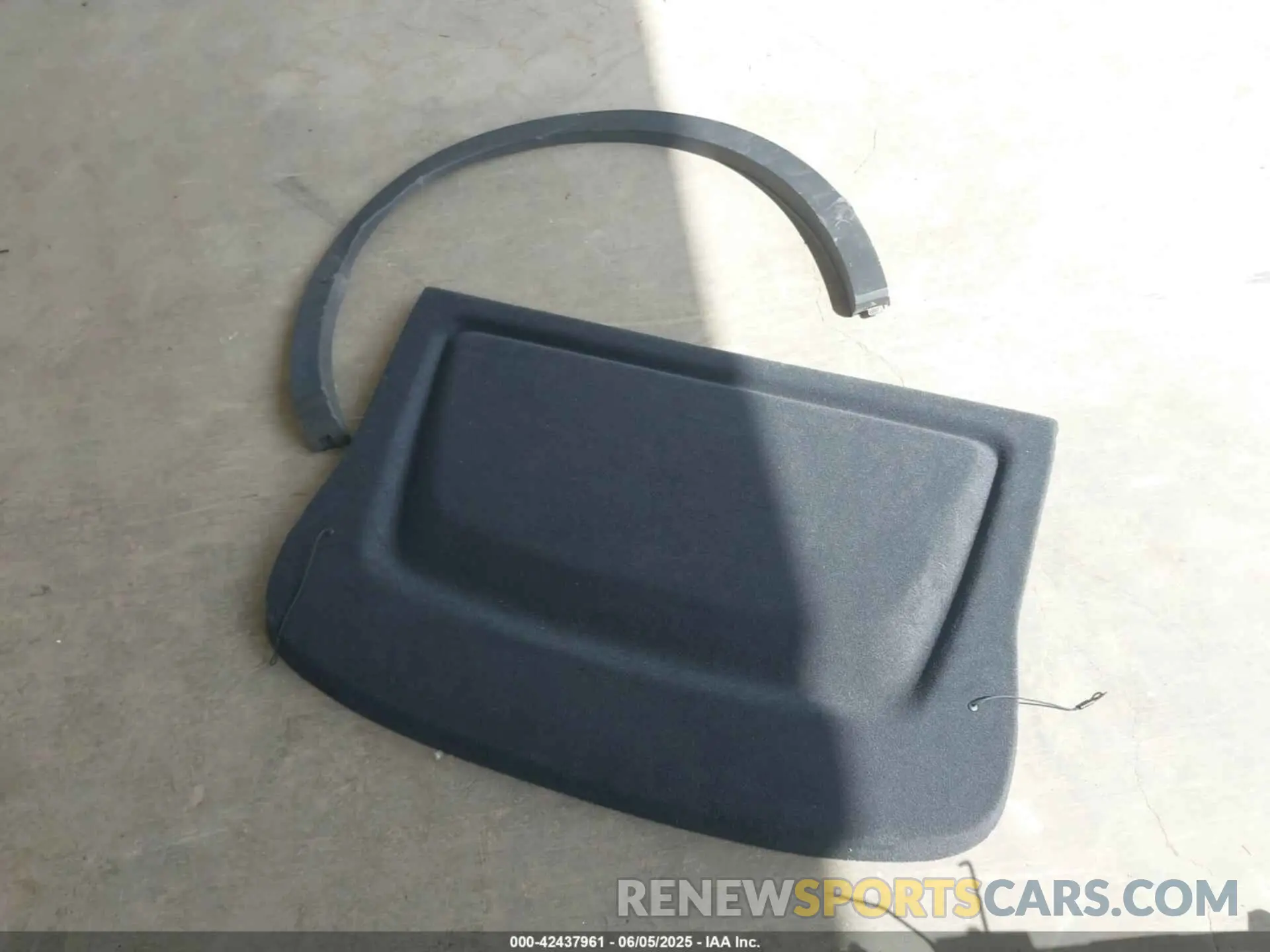 11 Photograph of a damaged car 1V2WNPE86PC025611 VOLKSWAGEN ID.4 2023