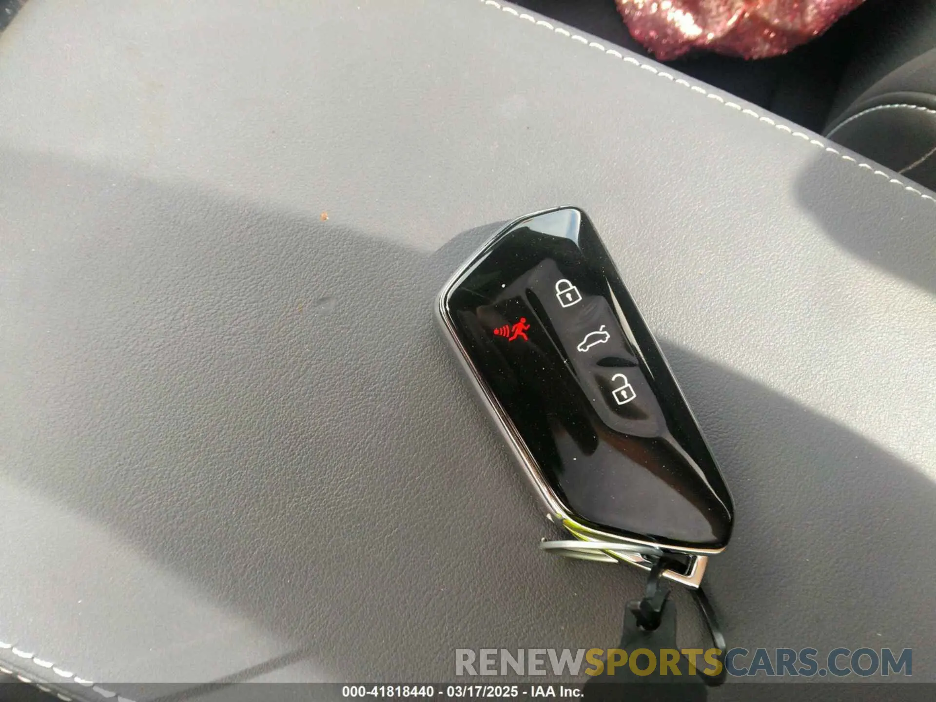 11 Фотография поврежденного автомобиля 1V25MPE86RC012438 VOLKSWAGEN ID.4 2024