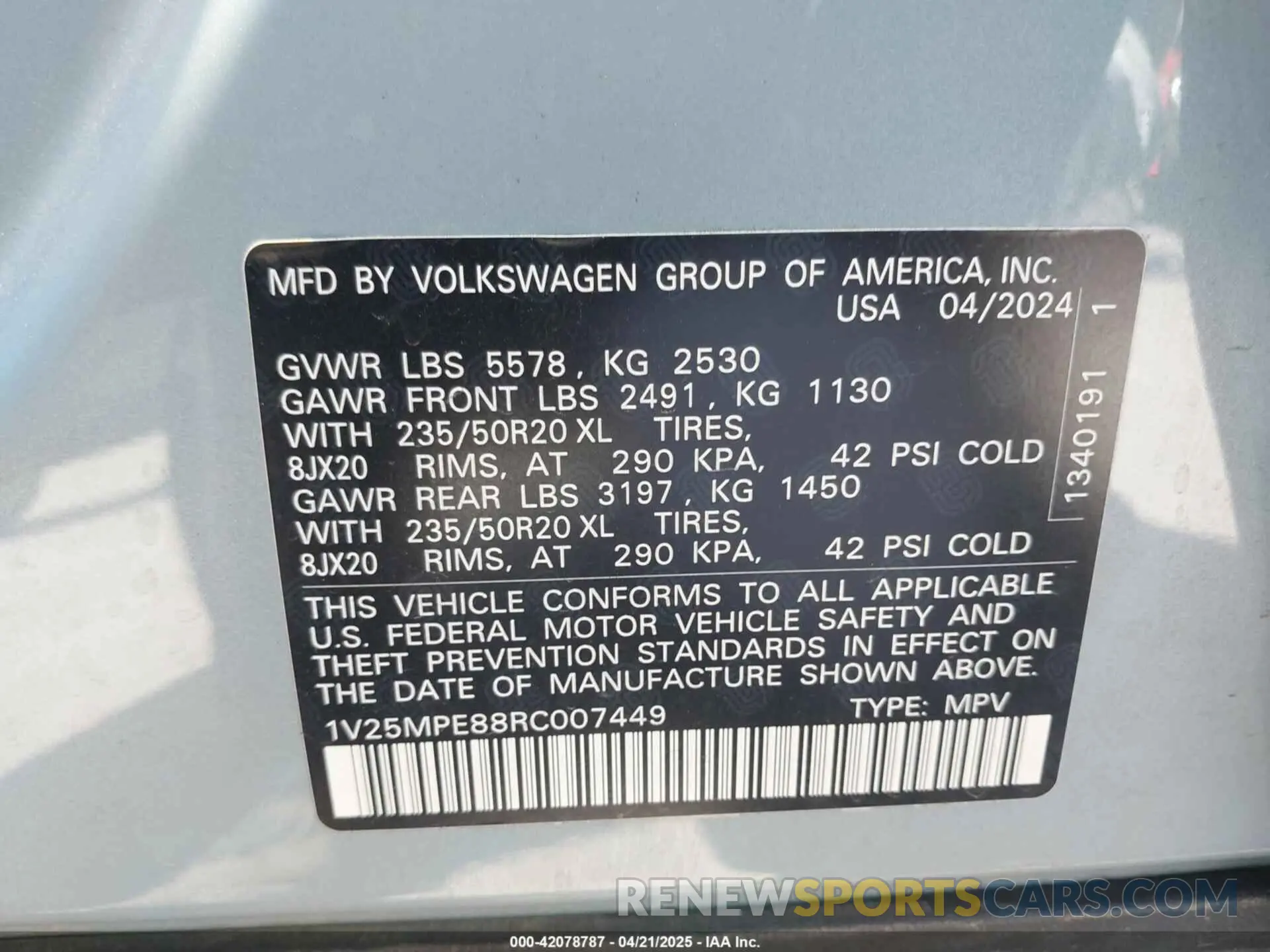 9 Фотография поврежденного автомобиля 1V25MPE88RC007449 VOLKSWAGEN ID.4 2024