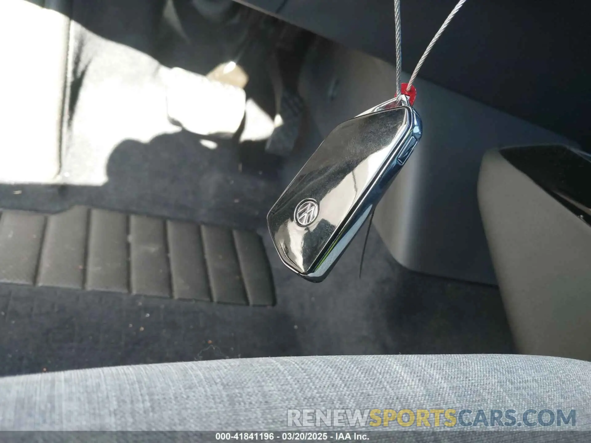 11 Фотография поврежденного автомобиля 1V2DSPE88RC000681 VOLKSWAGEN ID.4 2024