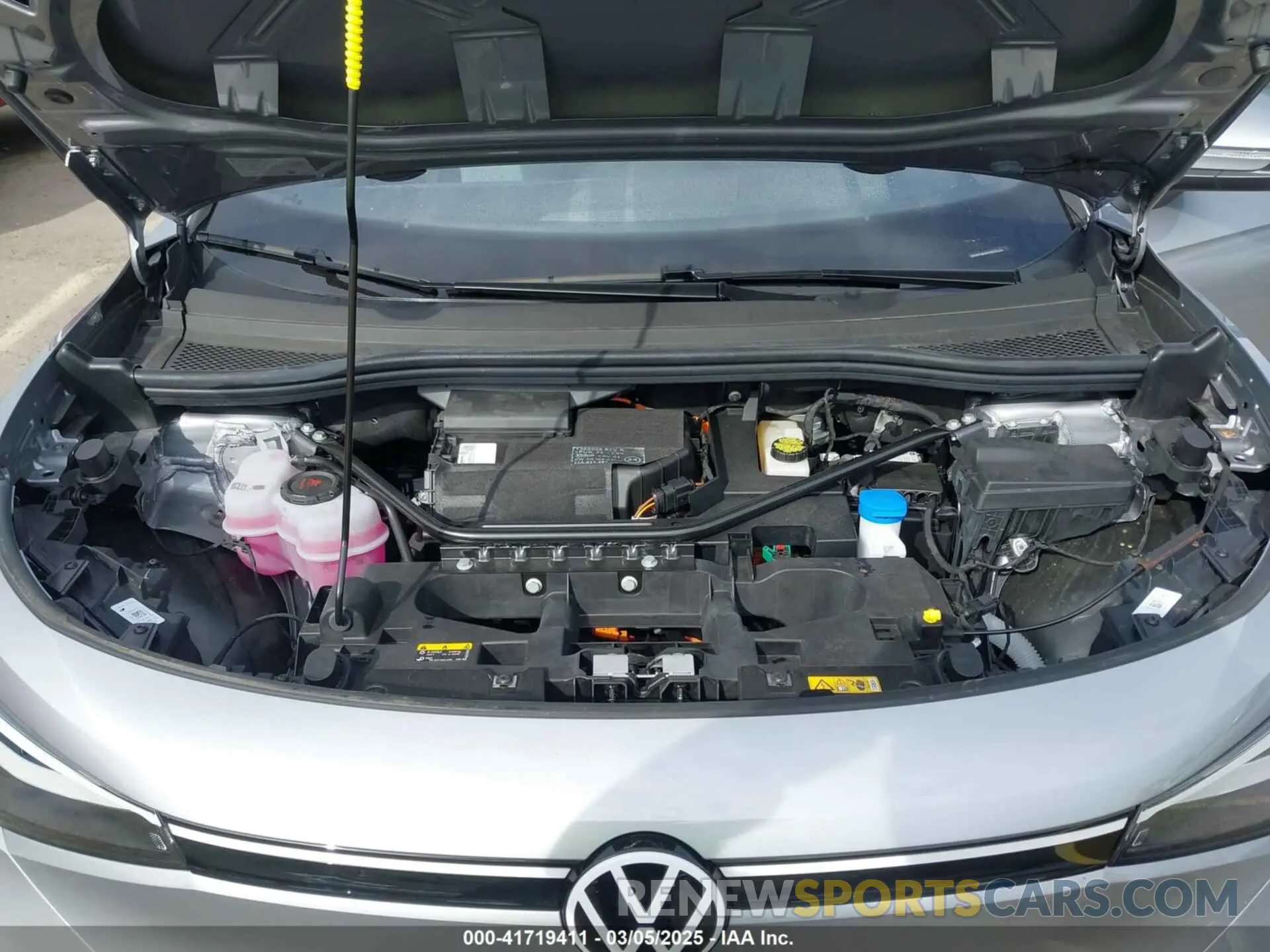 10 Photograph of a damaged car 1V2DSPE8XRC003324 VOLKSWAGEN ID.4 2024