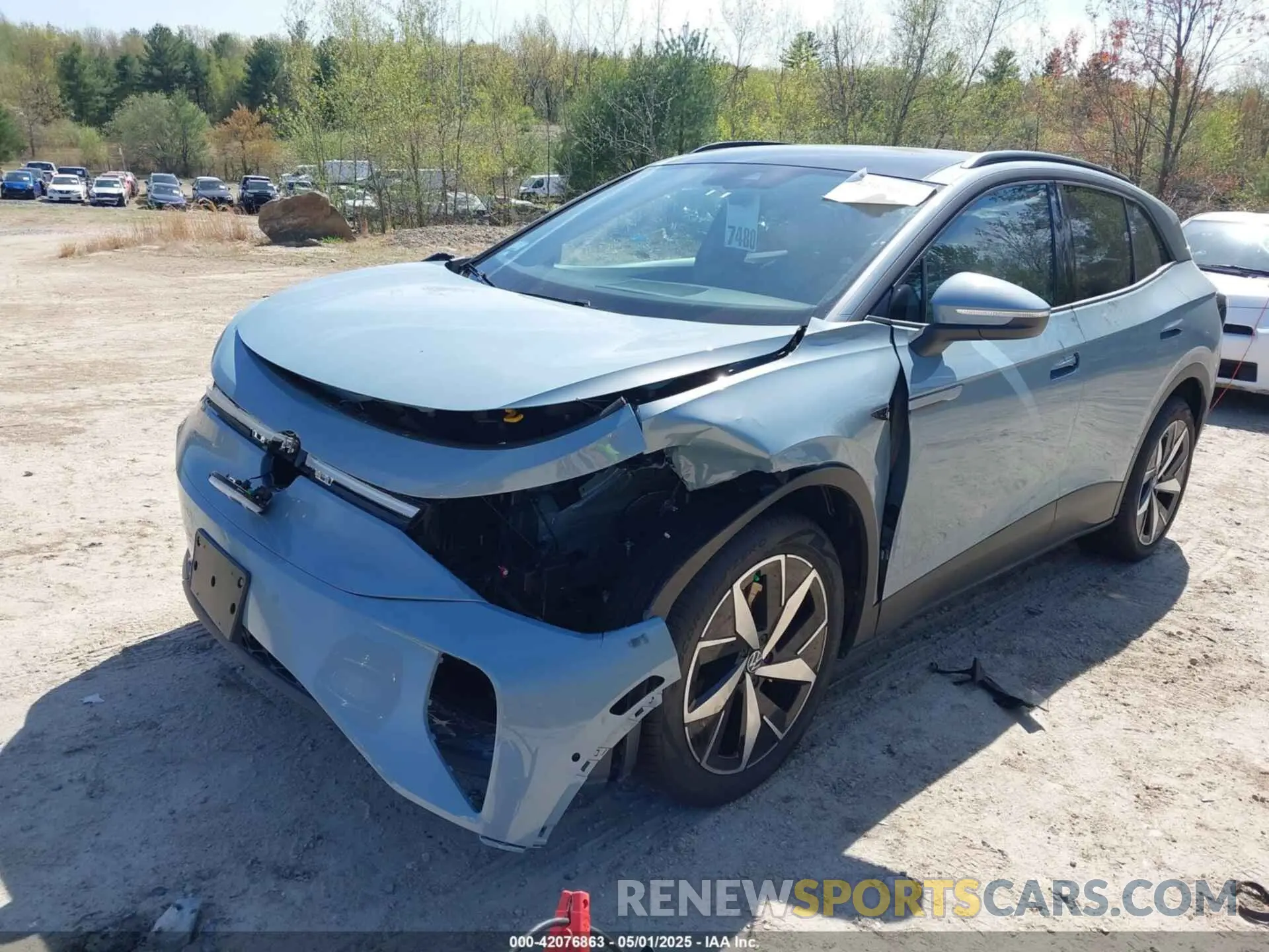 2 Photograph of a damaged car 1V2VRPE81RC024465 VOLKSWAGEN ID.4 2024