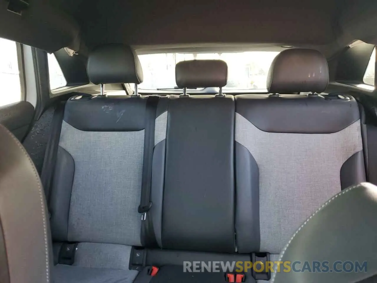 10 Фотография поврежденного автомобиля 1V2CMPE83PC024714 VOLKSWAGEN ID.4 PRO 2023