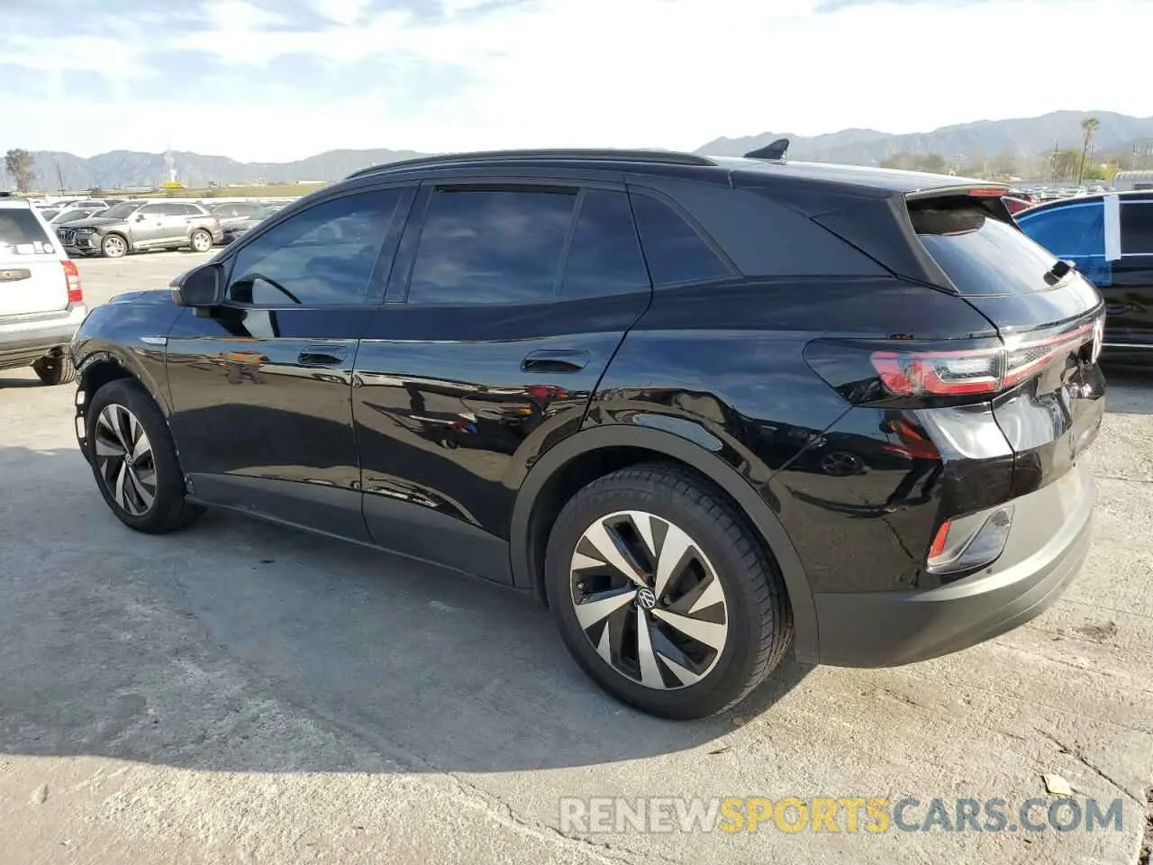 2 Фотография поврежденного автомобиля 1V2CMPE84PC031784 VOLKSWAGEN ID.4 PRO 2023