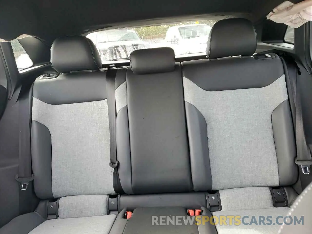 10 Фотография поврежденного автомобиля 1V2CMPE88PC032582 VOLKSWAGEN ID.4 PRO 2023