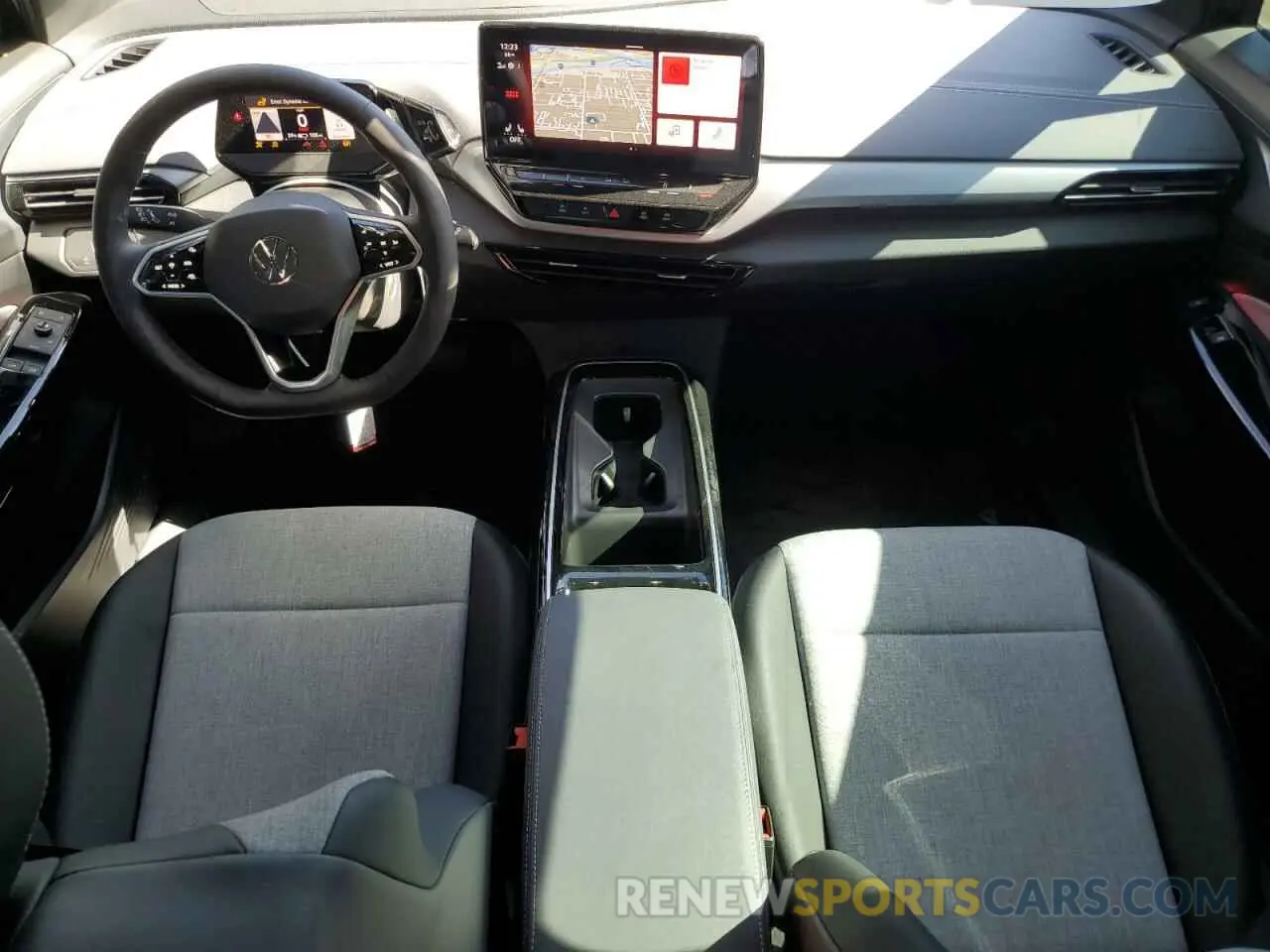 8 Фотография поврежденного автомобиля 1V2DNPE86PC050175 VOLKSWAGEN ID.4 PRO 2023