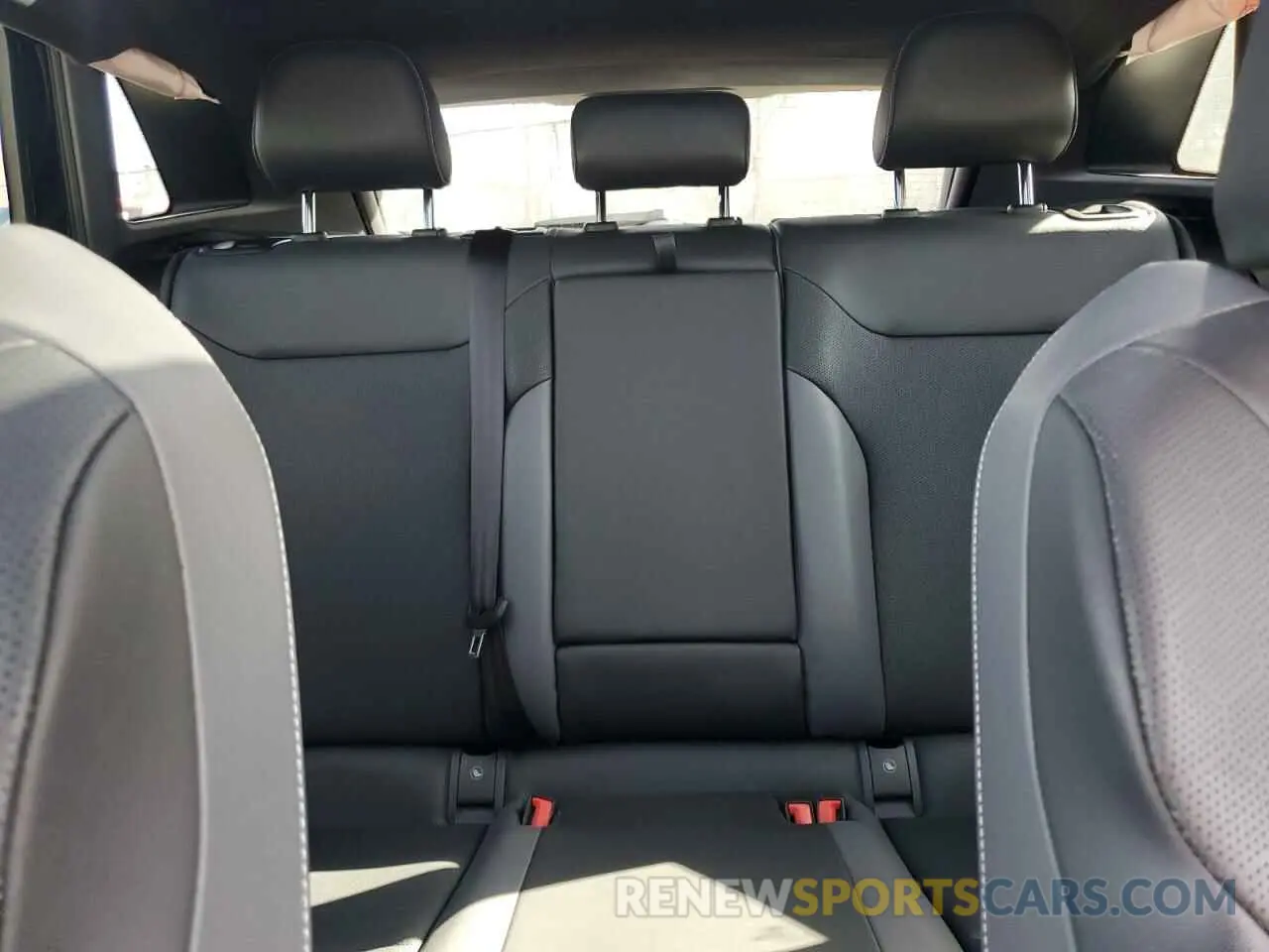 10 Фотография поврежденного автомобиля 1V2VMPE82PC015706 VOLKSWAGEN ID.4 PRO S 2023