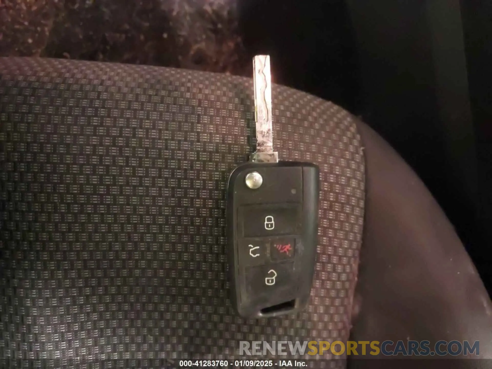 11 Фотография поврежденного автомобиля 3VWC57BU0KM081005 VOLKSWAGEN JETTA 2019