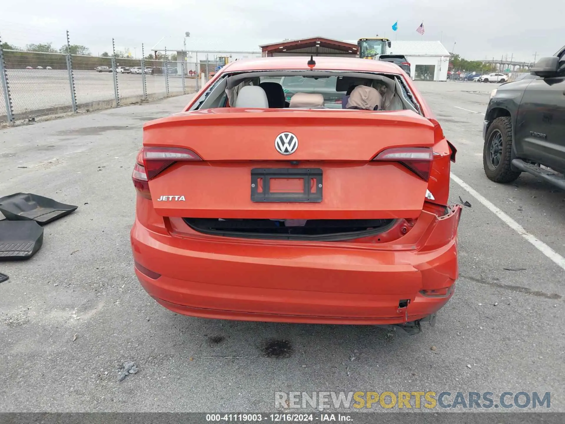 16 Photograph of a damaged car 3VWC57BU0KM093591 VOLKSWAGEN JETTA 2019