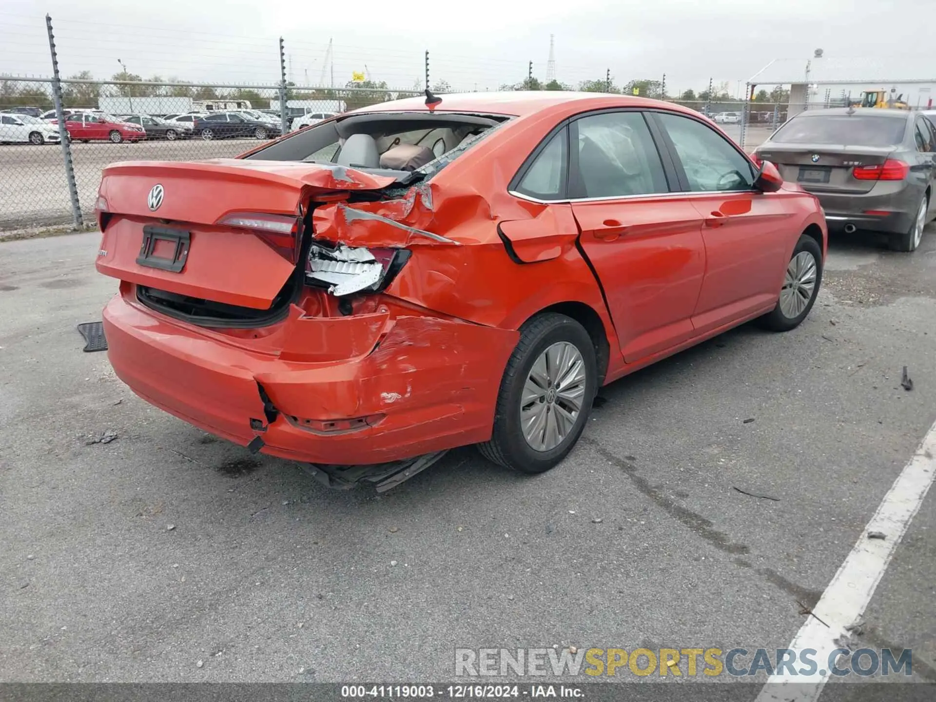 4 Photograph of a damaged car 3VWC57BU0KM093591 VOLKSWAGEN JETTA 2019