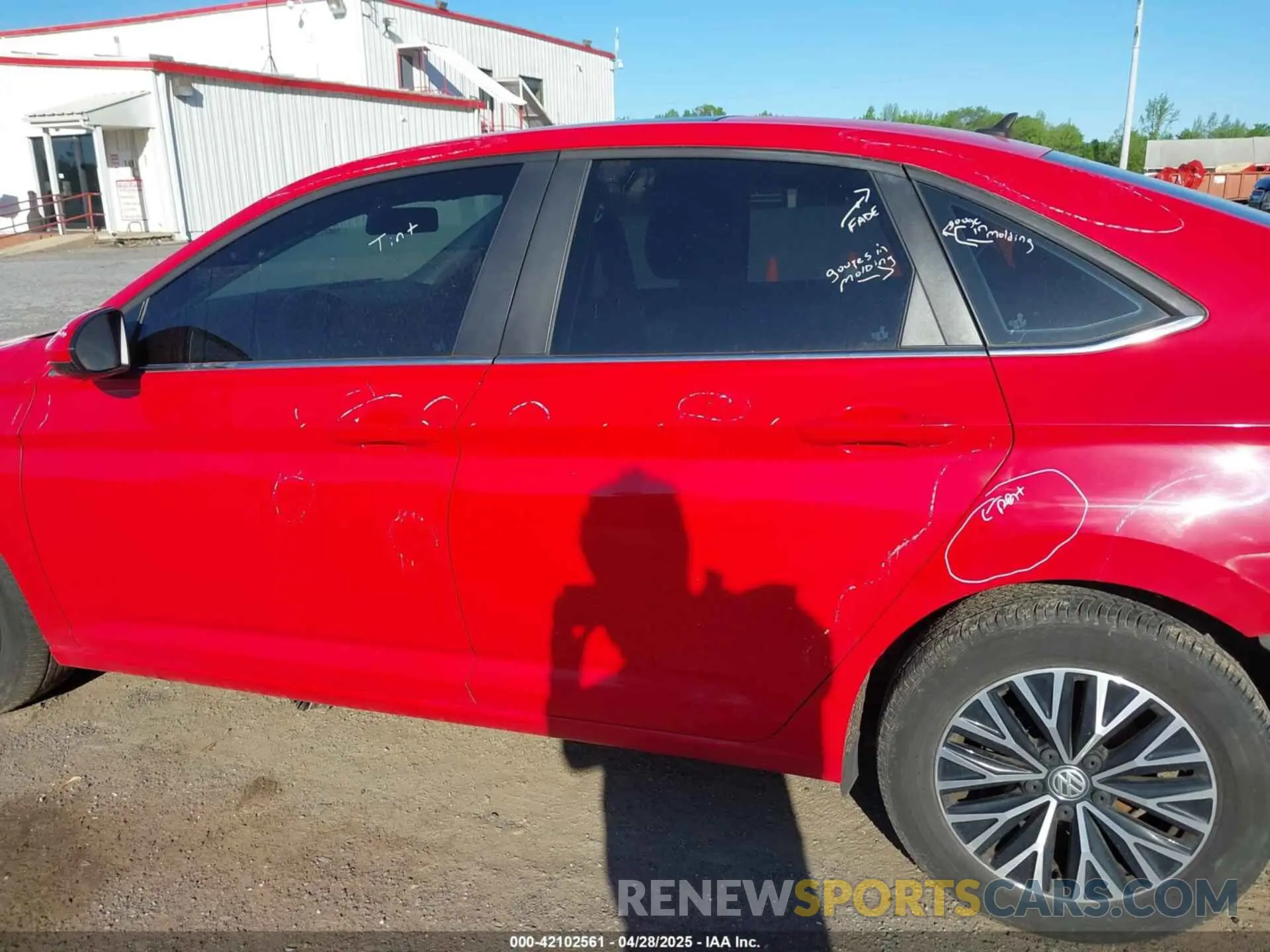 14 Photograph of a damaged car 3VWC57BU0KM104895 VOLKSWAGEN JETTA 2019