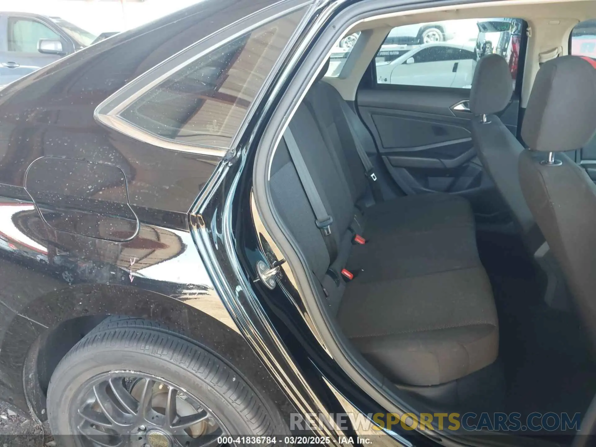 8 Photograph of a damaged car 3VWC57BU0KM116061 VOLKSWAGEN JETTA 2019