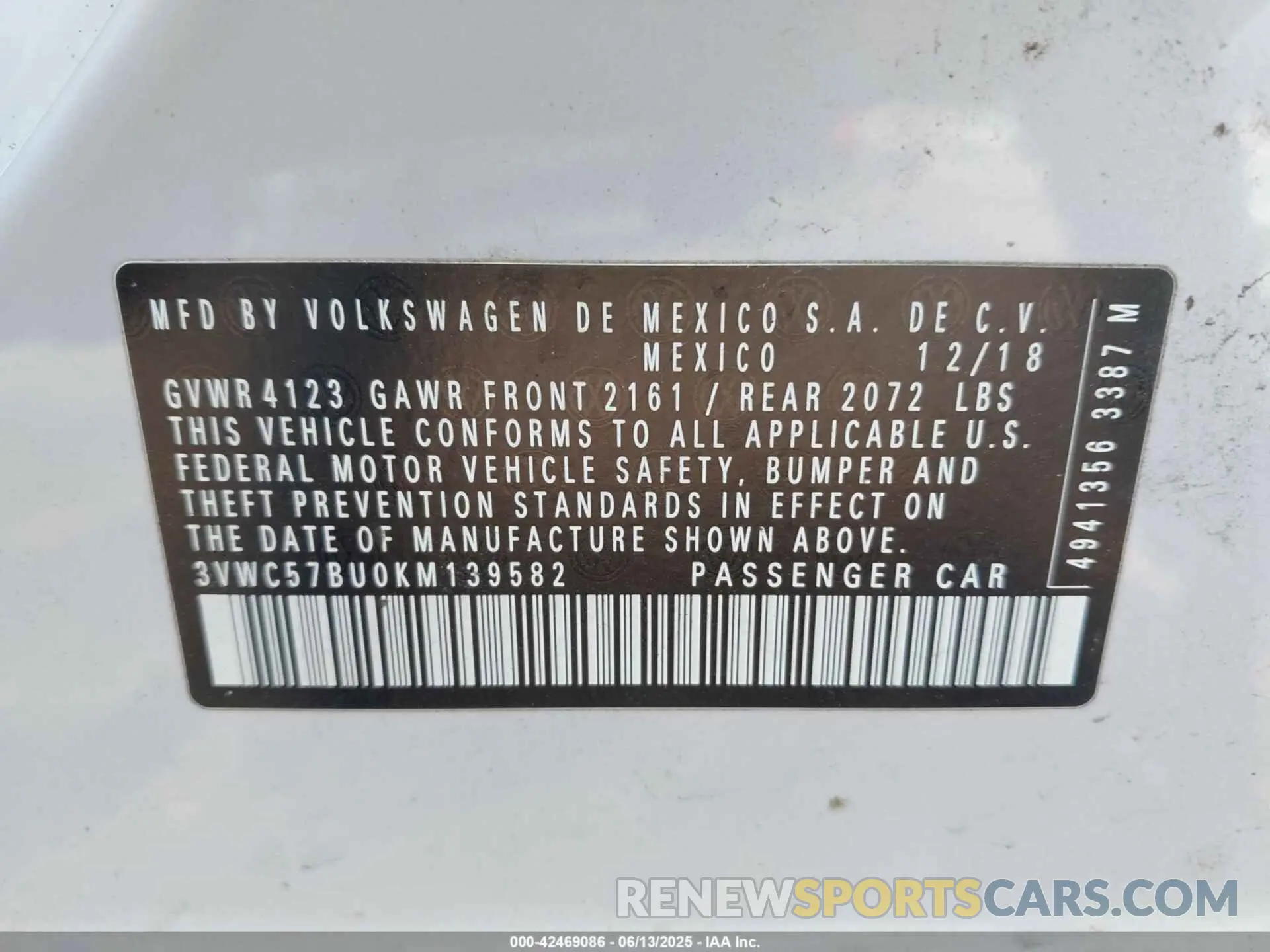 9 Photograph of a damaged car 3VWC57BU0KM139582 VOLKSWAGEN JETTA 2019